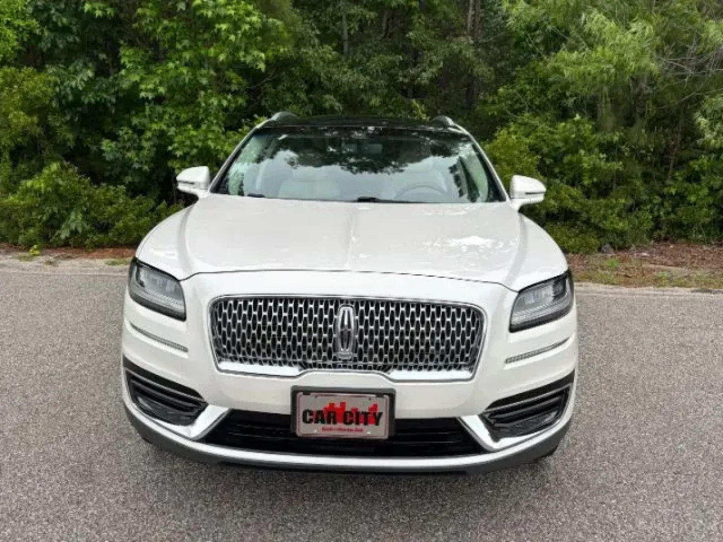 2019 /Cappuccino Lincoln Nautilus Reserve (2LMPJ6LP5KB) with an 2L I-4 gasoline direct injection engine, located at 2761 East Hwy 501, Conway, SC, 29526, (843) 331-1151, 33.781528, -78.989883 - 2019 Lincoln Nautilus Reserve - Photo#3