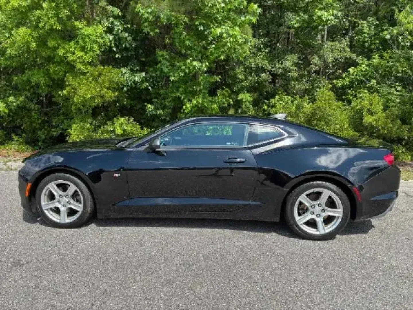 2020 /Jet Black, cloth Chevrolet Camaro 1LT Coupe (1G1FB1RS8L0) with an 3.6L V6 DOHC 24V engine, AUTOMATIC transmission, located at 2761 East Hwy 501, Conway, SC, 29526, (843) 331-1151, 33.781528, -78.989883 - 2020 Chevrolet Camaro 1LT Coupe - Photo#1