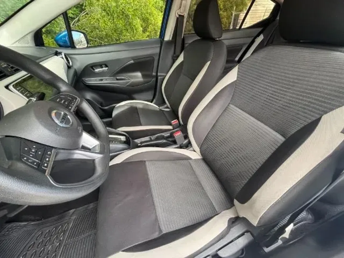 2021 /Graphite Nissan Versa SV Xtronic CVT (3N1CN8EV4ML) with an 1.6L I-4 DOHC engine, located at 2761 East Hwy 501, Conway, SC, 29526, (843) 331-1151, 33.781528, -78.989883 - 2021 Nissan Versa SV Xtronic CVT - Photo#7