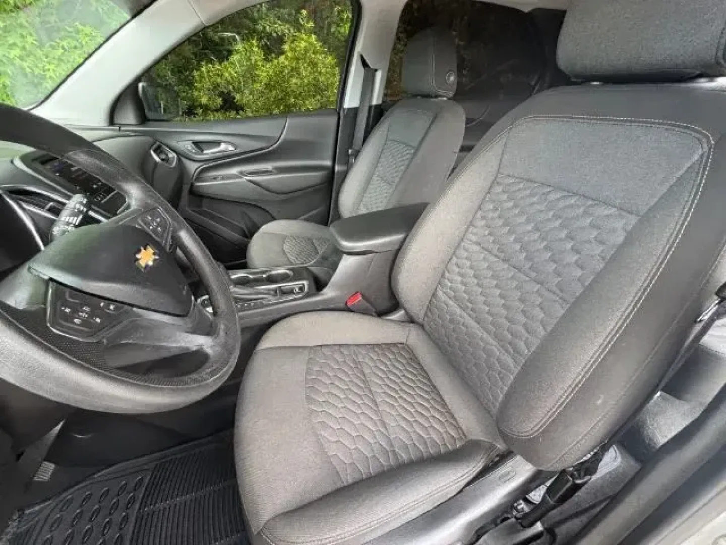 2021 Chevrolet Equinox LT AWD (2GNAXUEV6M6) with an 1.5L L4 DOHC 16V TUR engine, 6-Speed Automatic transmission, located at 2761 East Hwy 501, Conway, SC, 29526, (843) 331-1151, 33.781528, -78.989883 - 2021 Chevrolet Equinox LT AWD - Photo#7