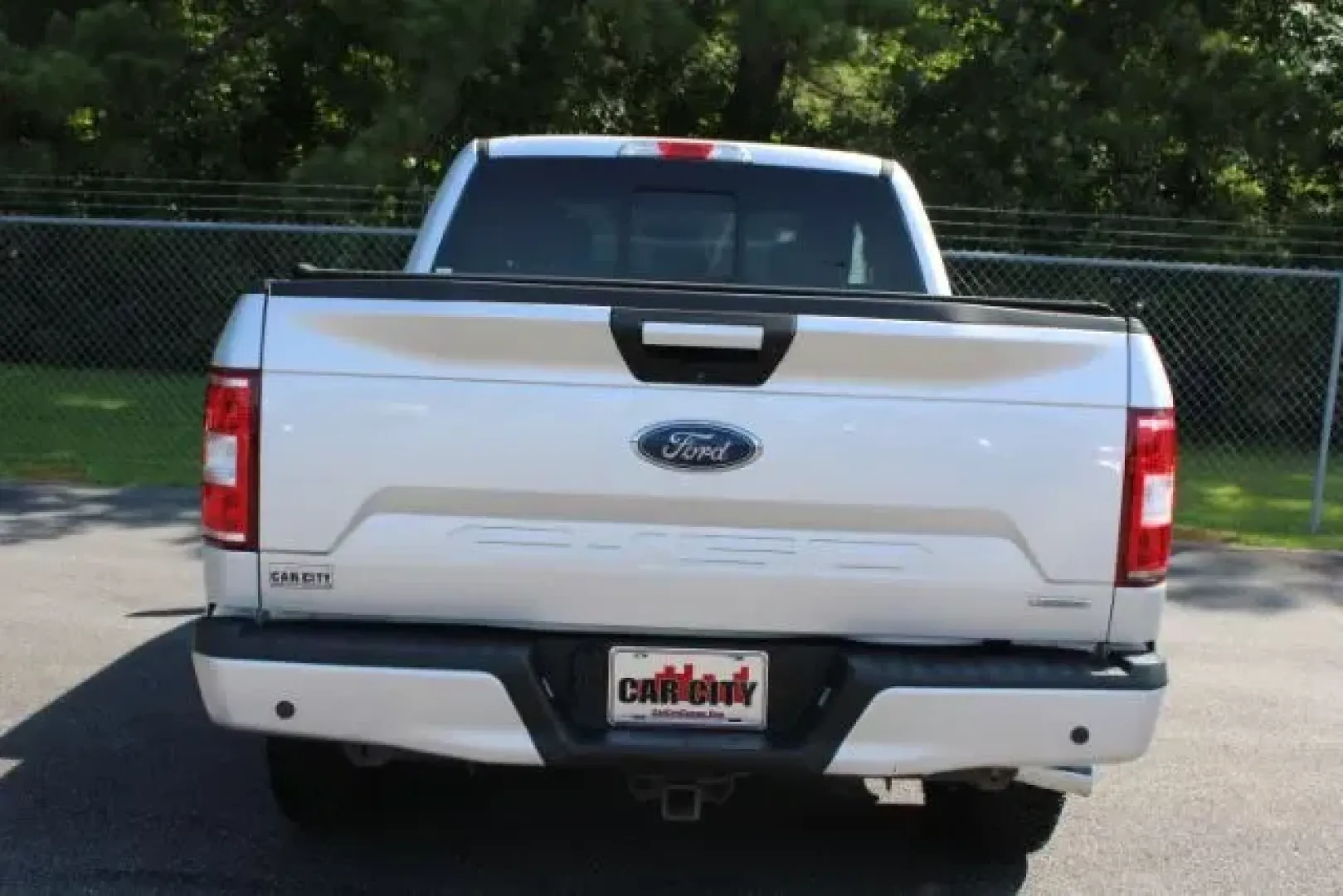 2018 Ford F-150 XLT (1FTFX1EG9JK) with an 3.3L V-6 port/direct injection engine, located at 3598 James B White Hwy South, Whiteville, NC, 28472, (910) 642-3196, 34.294846, -78.732613 - 2018 Ford F-150 XLT - Photo#2