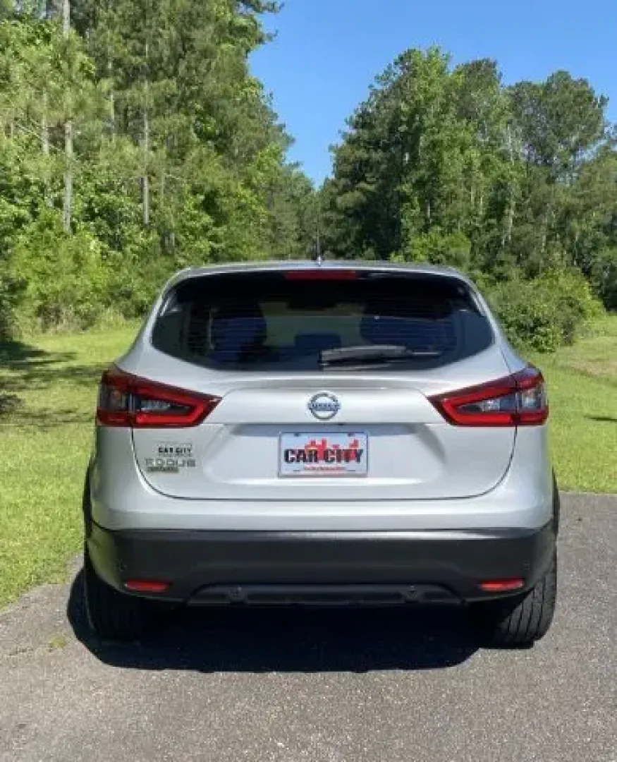 2021 /BLACK CLOTH Nissan Rogue Sport S (JN1BJ1AVXMW) with an 2.0L L4 DOHC 16V engine, Continuously Variabl transmission, located at 9146 Ocean Hwy West, Calabash, NC, 28467, (910) 579-1110, 33.928635, -78.576157 - 2021 Nissan Rogue Sport S - Photo#3