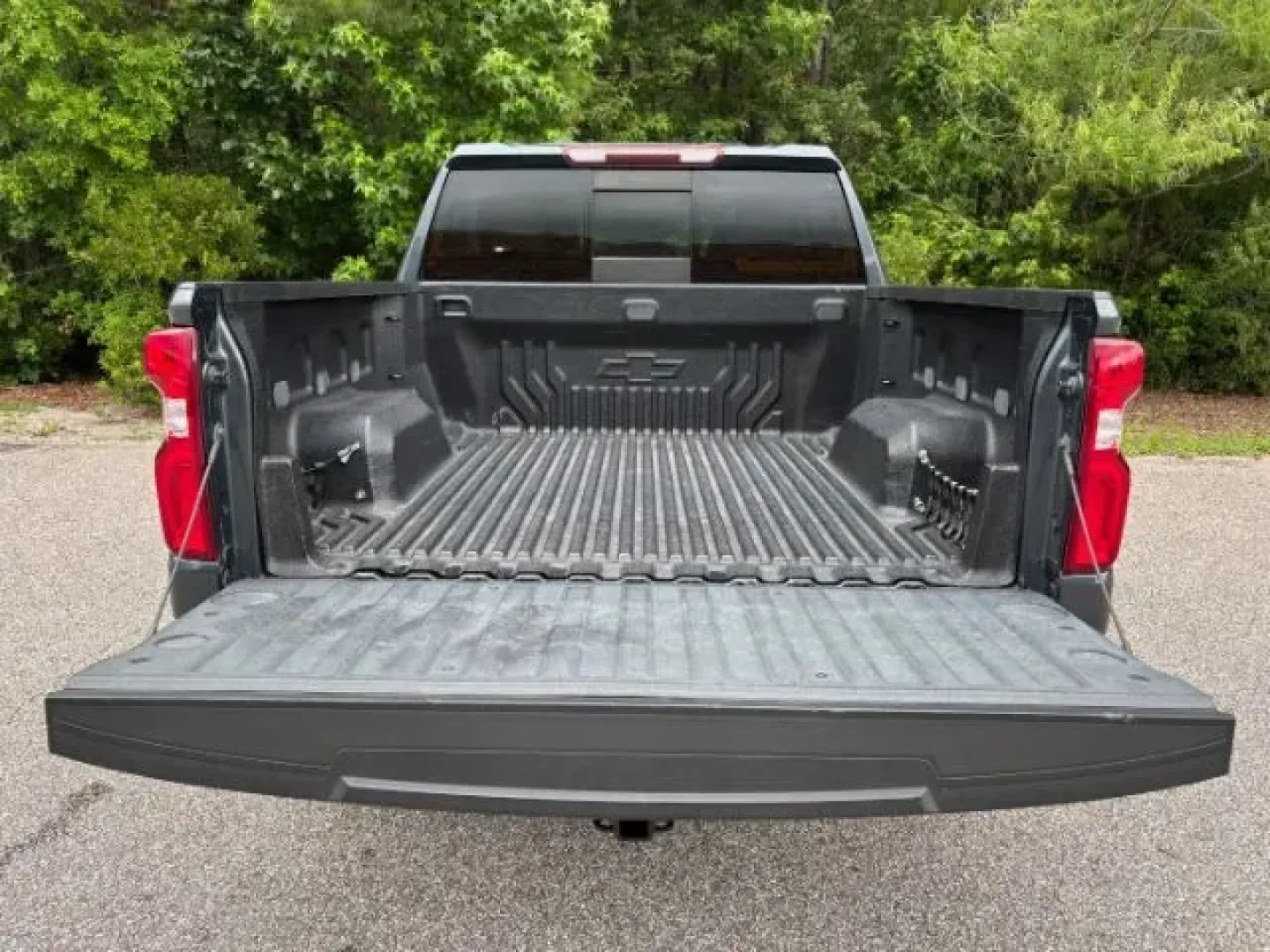 2019 /Jet Black Chevrolet Silverado 1500 RST (1GCPWDED2KZ) with an Other engine, located at 2761 East Hwy 501, Conway, SC, 29526, (843) 331-1151, 33.781528, -78.989883 - 2019 Chevrolet Silverado 1500 RST - Photo#10