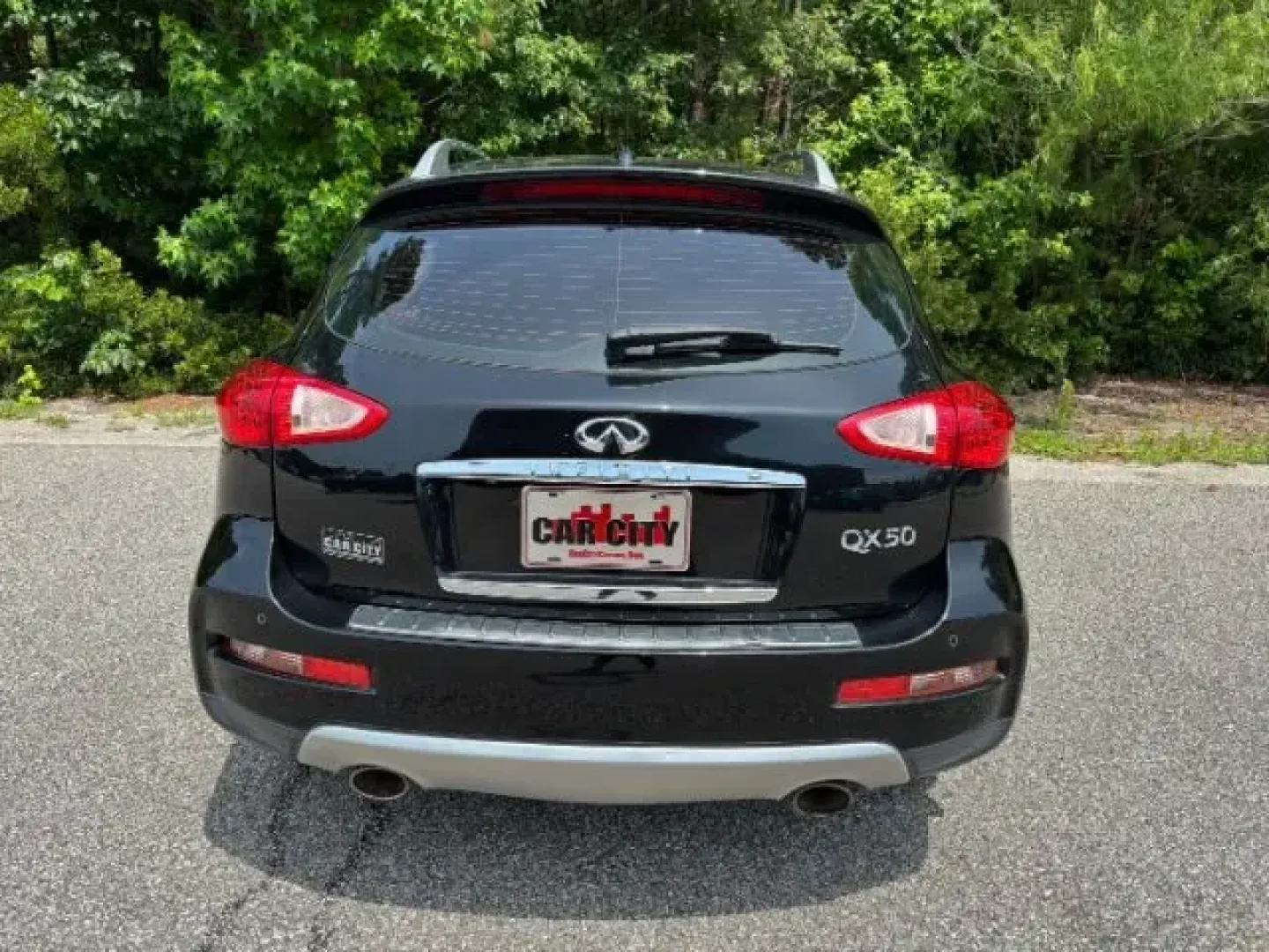 2017 /BLACK LEATHER Infiniti QX50 SUV (JN1BJ0RP9HM) with an Other engine, located at 2761 East Hwy 501, Conway, SC, 29526, (843) 331-1151, 33.781528, -78.989883 - 2017 Infiniti QX50 SUV - Photo#4