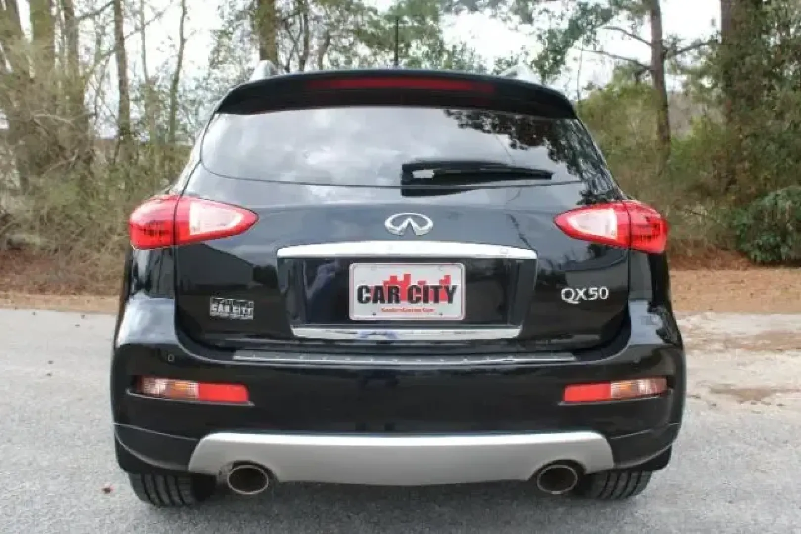 2017 /BLACK LEATHER Infiniti QX50 SUV (JN1BJ0RP9HM) with an 3.7L V6 DOHC 24V engine, 7A transmission, located at 3598 James B White Hwy South, Whiteville, NC, 28472, (910) 642-3196, 34.294846, -78.732613 - Need a premium daily driver that feels upscale on the school run, confident on long commutes, and ready for a weekend getaway to the North Carolina coast? This 2017 INFINITI QX50 in sleek Black with a Black leather interior delivers the kind of refined comfort and V6 power that makes every mile-whet - Photo#2