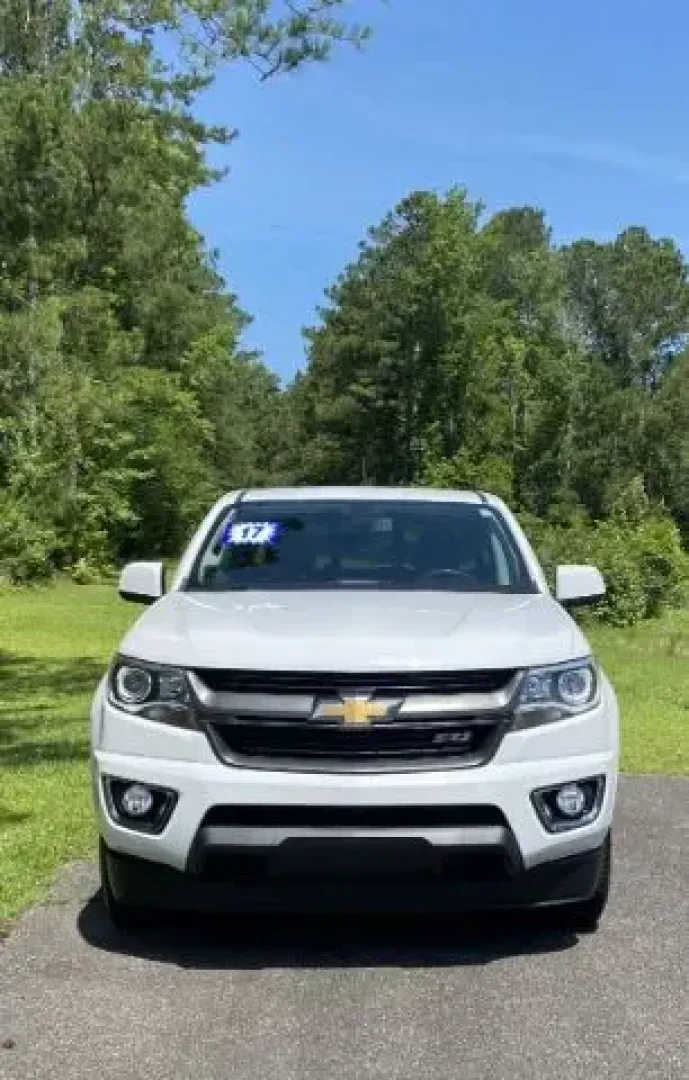 2017 Chevrolet Colorado Z71 (1GCGSDENXH1) with an Other engine, located at 9146 Ocean Hwy West, Calabash, NC, 28467, (910) 579-1110, 33.928635, -78.576157 - 2017 Chevrolet Colorado Z71 - Photo#2