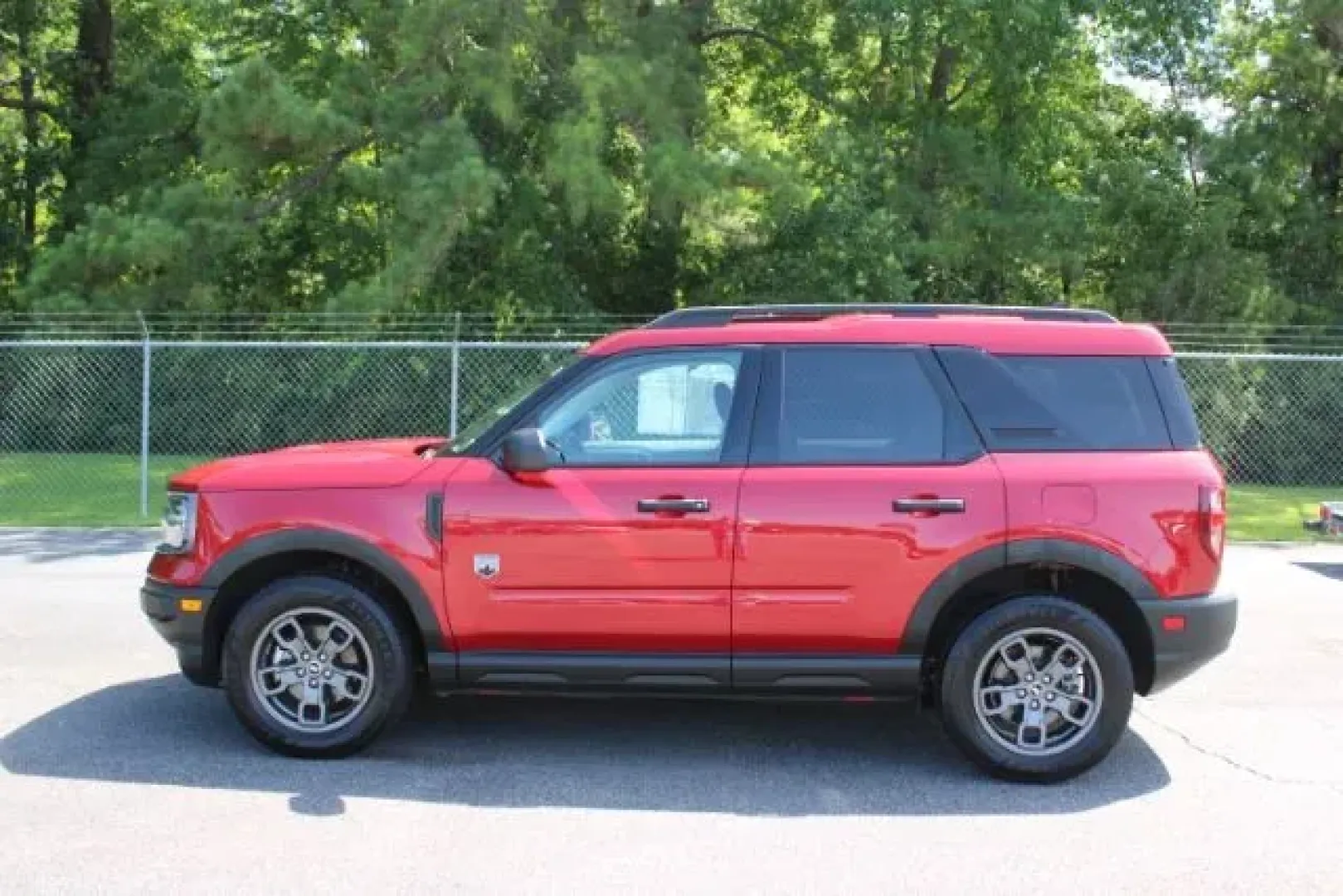 2021 Ford Bronco Sport Big Bend (3FMCR9B65MR) with an EcoBoost 1.5L I-3 port/direct injection engine, located at 3598 James B White Hwy South, Whiteville, NC, 28472, (910) 642-3196, 34.294846, -78.732613 - 2021 Ford Bronco Sport Big Bend - Photo#3