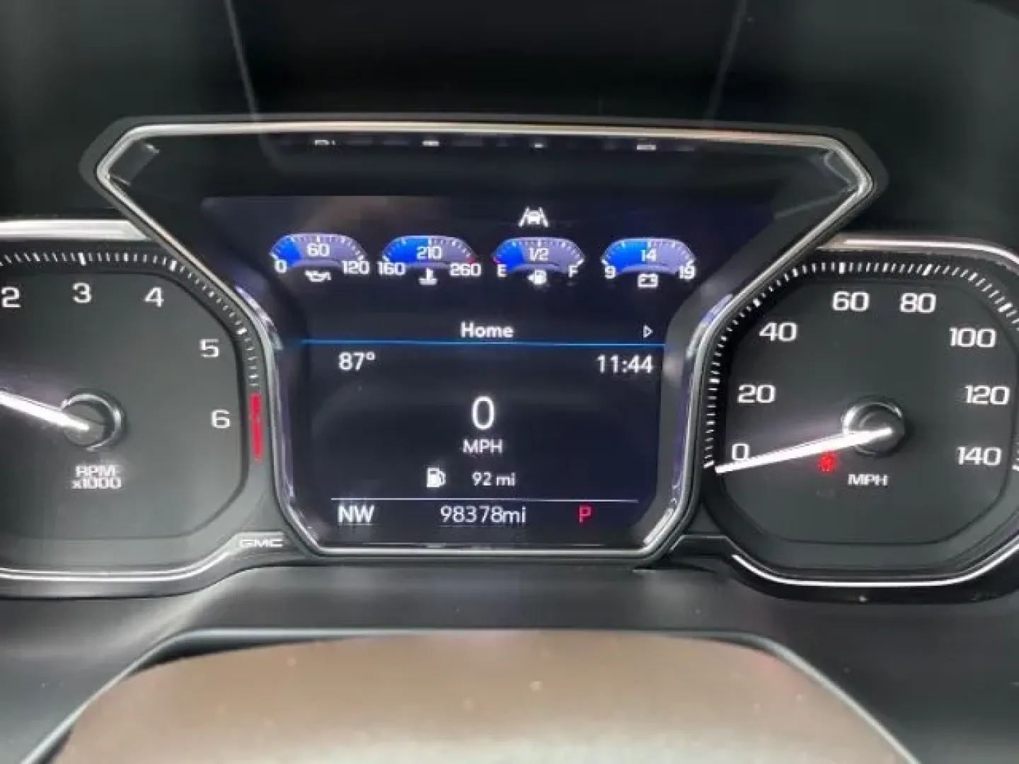 2021 /WALNUT LEATHER GMC Yukon SLT 2WD (1GKS1BKD7MR) with an 5.3L V8 OHV 16V engine, 10-Speed Automatic transmission, located at 2761 East Hwy 501, Conway, SC, 29526, (843) 331-1151, 33.781528, -78.989883 - **Explore Adventure in Style with the 2021 GMC Yukon SLT at Car City - Conway!**<br /> <br /> Are you ready to elevate your lifestyle with a vehicle that blends sophistication, comfort, and rugged capability? If you're a busy family seeking the perfect SUV for weekend getaways or a commuter looking - Photo#6