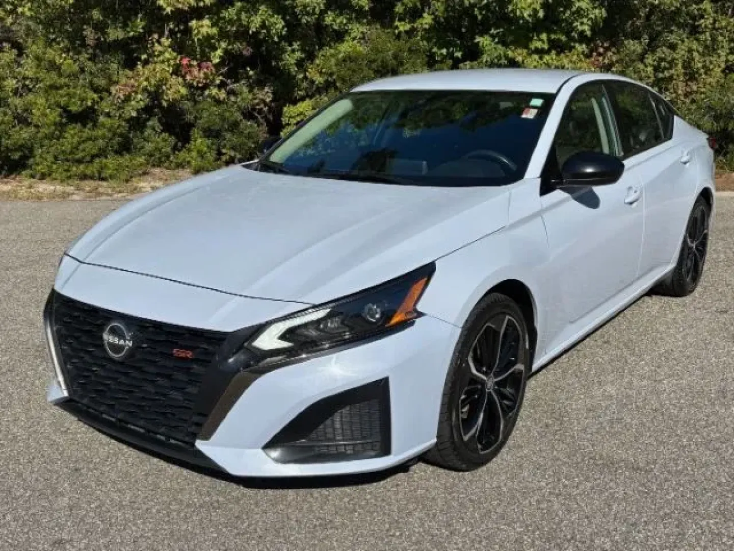 2024 /CHARCOAL SPORT LEATH Nissan Altima SR FWD (1N4BL4CV2RN) with an 2.5L I-4 gasoline di engine, located at 2761 East Hwy 501, Conway, SC, 29526, (843) 331-1151, 33.781528, -78.989883 - **Elevate Your Daily Drive with the 2024 Nissan Altima SR Your Perfect Companion for Life in Conway!**<br /> <br /> Are you in the market for a reliable, stylish sedan that suits your dynamic lifestyle? Look no further! At Car City - Conway, we present the 2024 Nissan Altima SR, a perfect blend of - Photo#0
