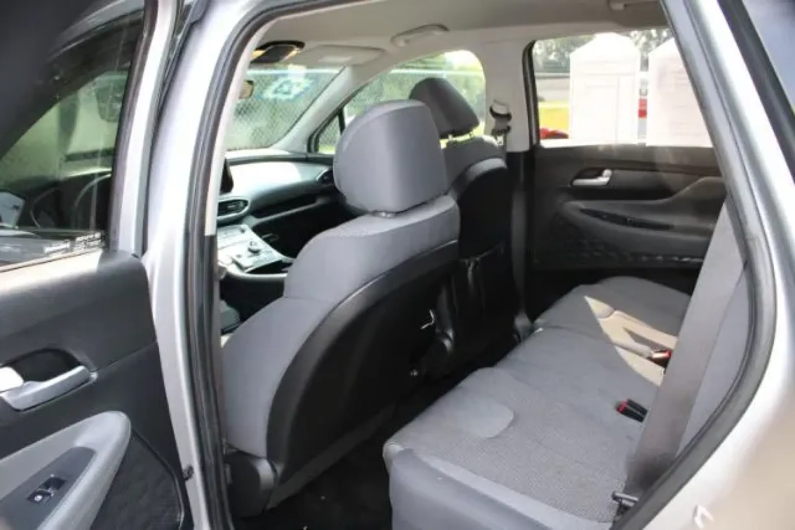 2023 Hyundai Santa Fe SEL (5NMS2DAJ5PH) with an Smartstream 2.5L I-4 port/direct injection engine, located at 3598 James B White Hwy South, Whiteville, NC, 28472, (910) 642-3196, 34.294846, -78.732613 - **Discover Adventure with the 2023 Hyundai Santa Fe SEL: Your Ideal SUV for Every Journey!**<br /> <br /> Are you seeking a vehicle that perfectly balances functionality, comfort, and style? Look no further than the 2023 Hyundai Santa Fe SEL, now available at **Car City - Whitesville**. This SUV is - Photo#8