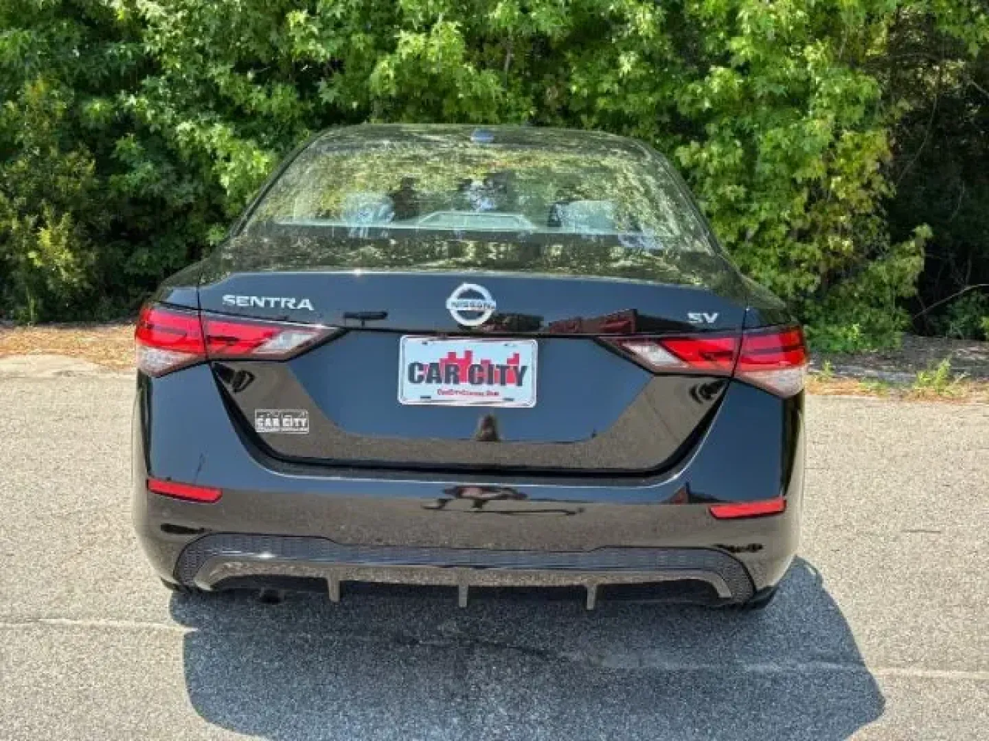 2023 /Charcoal Nissan Sentra SV Xtronic CVT (3N1AB8CV2PY) with an 2L I-4 gasoline direct injection engine, located at 2761 East Hwy 501, Conway, SC, 29526, (843) 331-1151, 33.781528, -78.989883 - **Discover Your Next Adventure with the 2023 Nissan Sentra at Car City - Conway!**<br /> <br /> Are you in search of a reliable, stylish sedan to elevate your everyday journeys? Look no further than the 2023 Nissan Sentra, a vehicle perfectly designed for those who value a blend of comfort, efficien - Photo#5