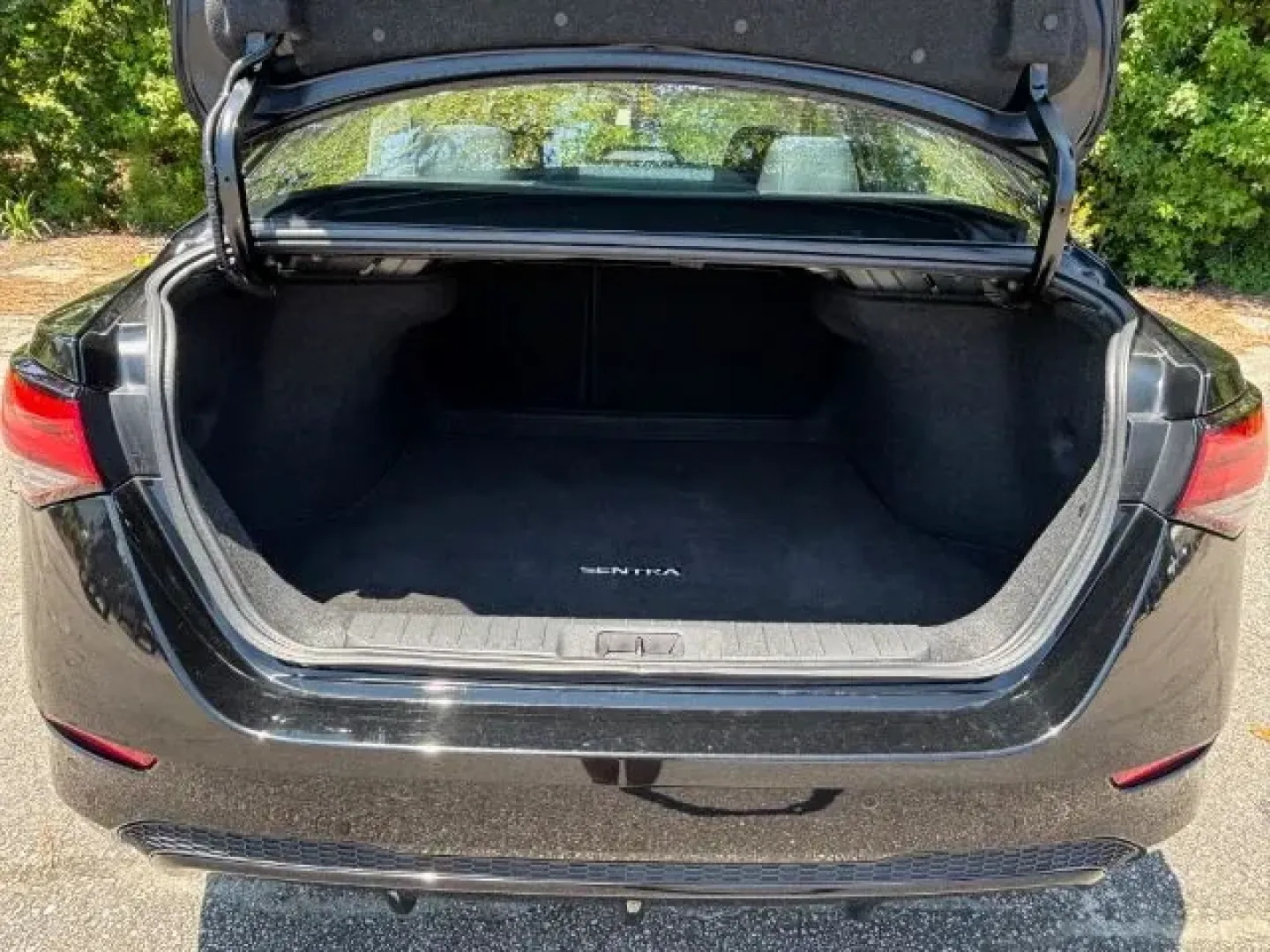 2023 /Charcoal Nissan Sentra SV Xtronic CVT (3N1AB8CV2PY) with an 2L I-4 gasoline direct injection engine, located at 2761 East Hwy 501, Conway, SC, 29526, (843) 331-1151, 33.781528, -78.989883 - **Discover Your Next Adventure with the 2023 Nissan Sentra at Car City - Conway!**<br /> <br /> Are you in search of a reliable, stylish sedan to elevate your everyday journeys? Look no further than the 2023 Nissan Sentra, a vehicle perfectly designed for those who value a blend of comfort, efficien - Photo#10