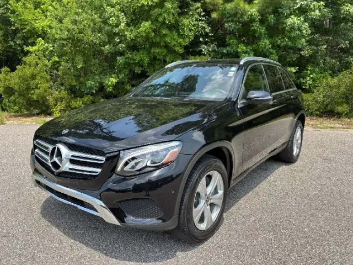 2018 /BLACK LEATHER Mercedes-Benz GLC 300 SUV (WDC0G4JB4JV) with an Other engine, located at 2761 East Hwy 501, Conway, SC, 29526, (843) 331-1151, 33.781528, -78.989883 - **Elevate Your Everyday Drive with the 2018 Mercedes-Benz GLC 300** <br /> <br /> Searching for a vehicle that seamlessly blends luxury with practicality? Look no further! The 2018 Mercedes-Benz GLC 300 is not just a car; it's a lifestyle upgrade perfect for families, daily commuters, or anyone see - Photo#0