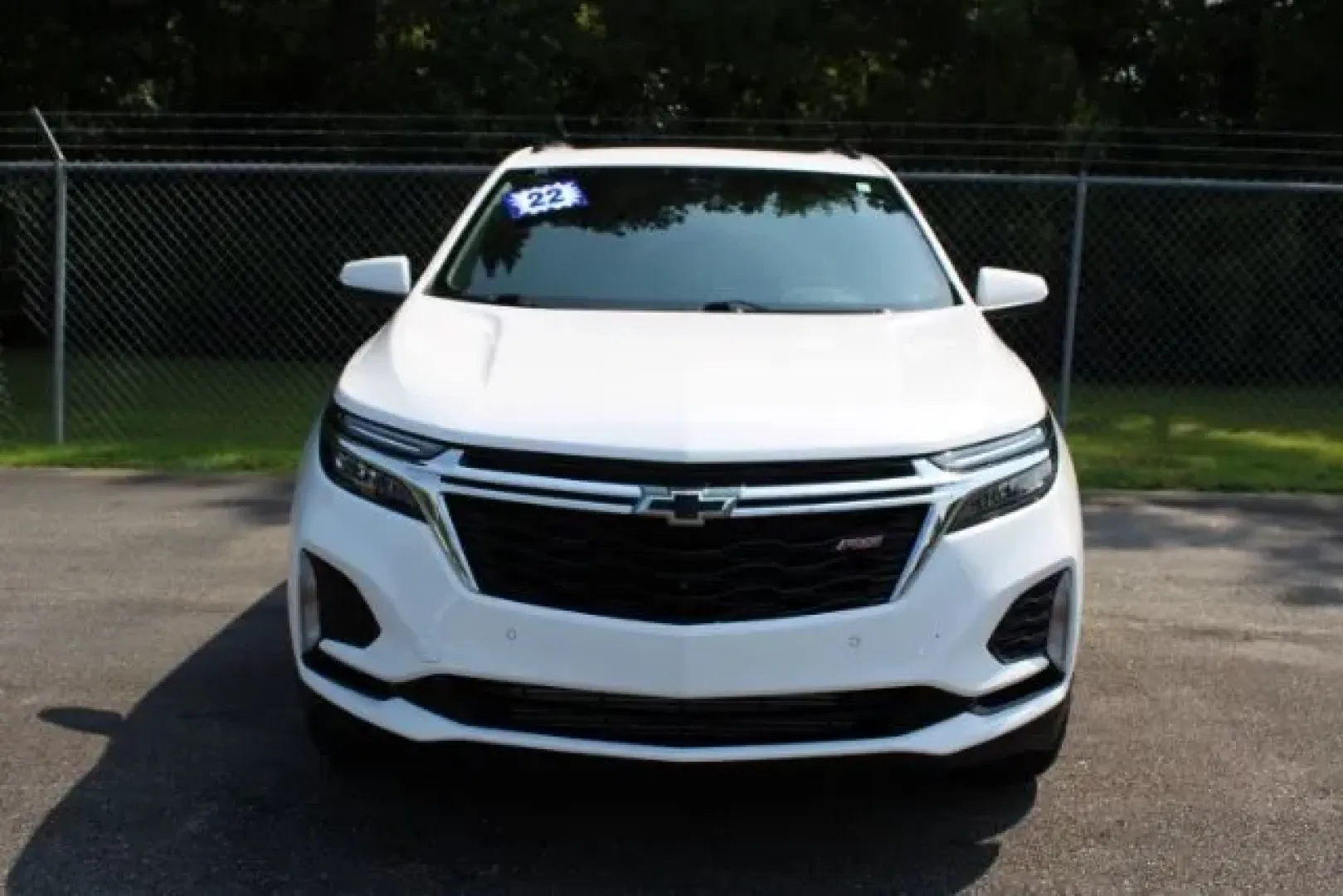 2022 Chevrolet Equinox AWD RS (2GNAXWEV2N6) with an 1.5L I-4 gasoline direct injection engine, located at 9146 Ocean Hwy West, Calabash, NC, 28467, (910) 579-1110, 33.928635, -78.576157 - **Discover Your Next Adventure with the 2022 Chevrolet Equinox AWD RS!**<br /> <br /> Are you ready to elevate your daily commutes and weekend adventures? Look no further than this stunning 2022 Chevrolet Equinox AWD RS available at Car City - Whitesville. Whether you're a growing family in need of - Photo#1