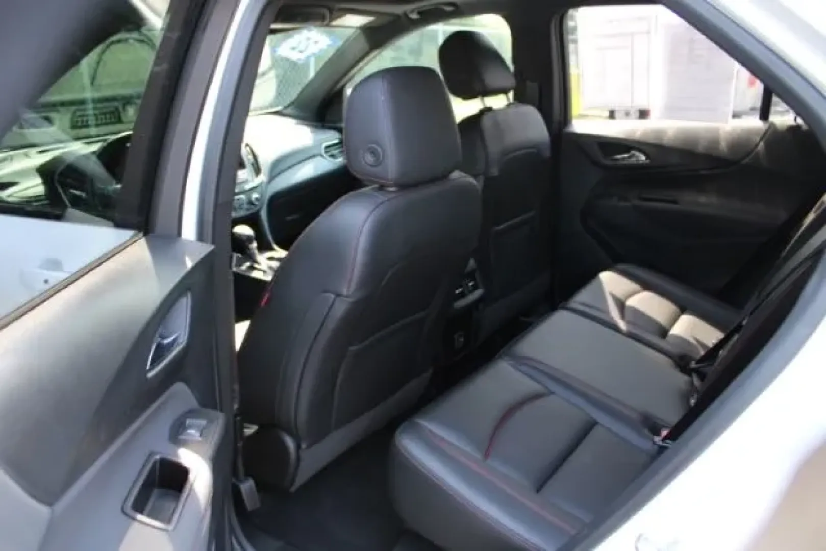 2022 Chevrolet Equinox AWD RS (2GNAXWEV2N6) with an 1.5L I-4 gasoline direct injection engine, located at 9146 Ocean Hwy West, Calabash, NC, 28467, (910) 579-1110, 33.928635, -78.576157 - **Discover Your Next Adventure with the 2022 Chevrolet Equinox AWD RS!**<br /> <br /> Are you ready to elevate your daily commutes and weekend adventures? Look no further than this stunning 2022 Chevrolet Equinox AWD RS available at Car City - Whitesville. Whether you're a growing family in need of - Photo#8