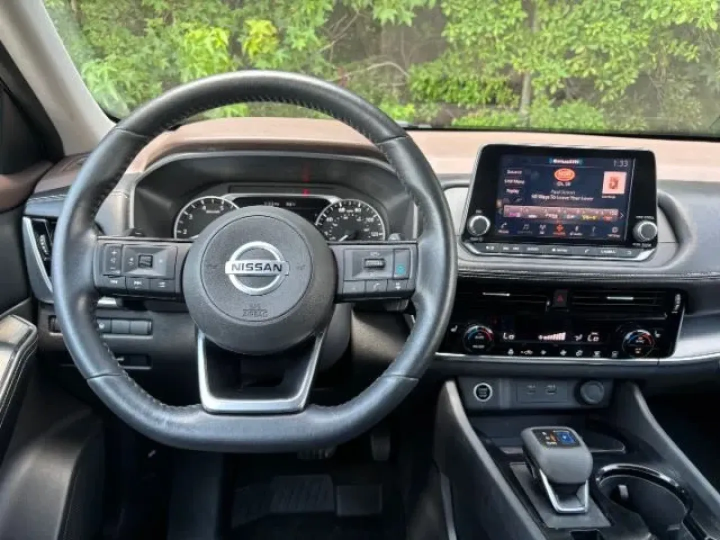 2021 Nissan Rogue SV FWD (5N1AT3BA0MC) with an 2.5L I-4 gasoline direct injection engine, located at 9146 Ocean Hwy West, Calabash, NC, 28467, (910) 579-1110, 33.928635, -78.576157 - **Experience Adventure and Comfort in the 2021 Nissan Rogue SV FWD at Car City - Conway**<br /> <br /> Are you in search of a versatile SUV that effortlessly blends comfort with adventure? Look no further than this stunning 2021 Nissan Rogue SV FWD, perfect for weekend getaways, family outings, or d - Photo#7
