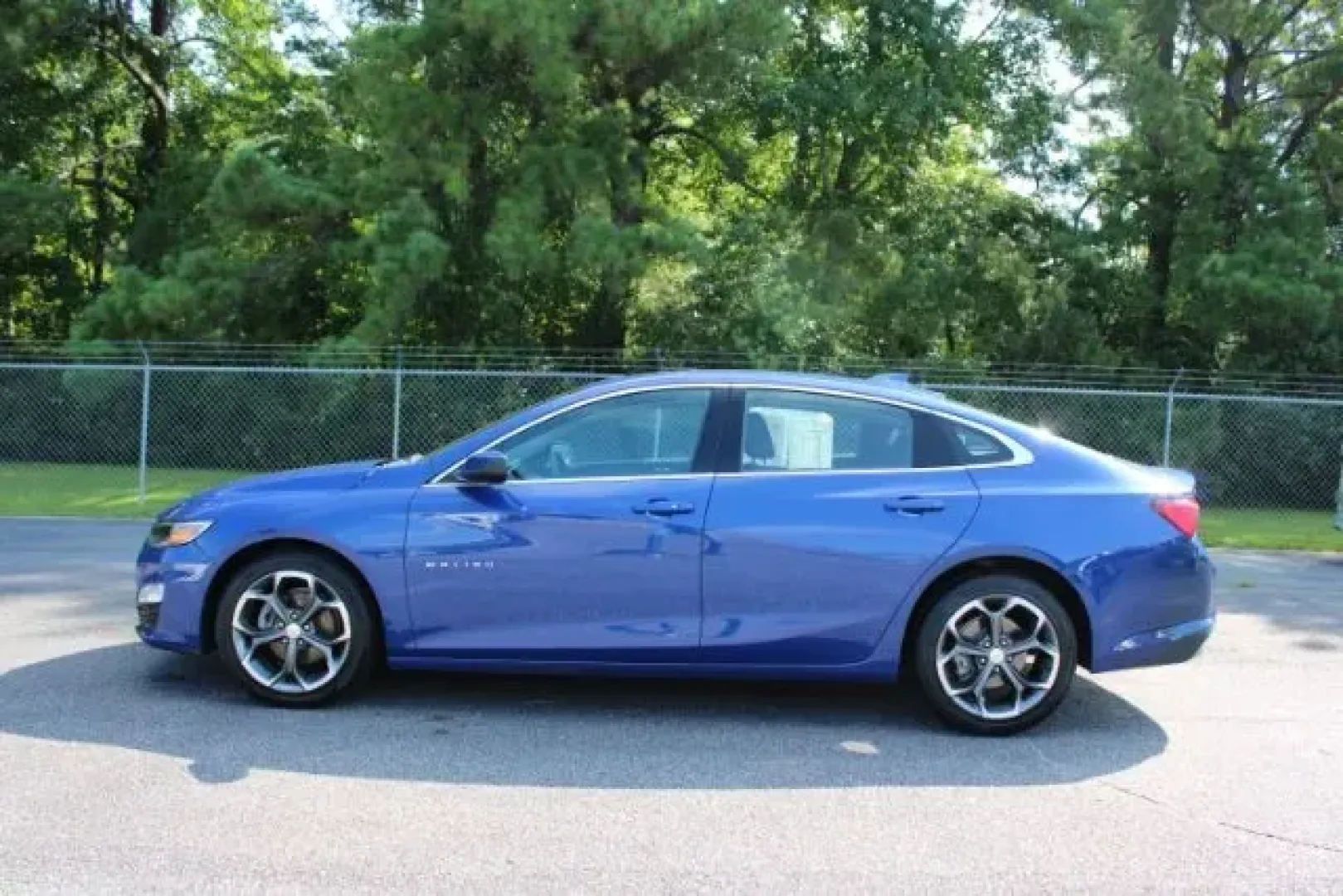 2023 Chevrolet Malibu FWD 1LT (1G1ZD5ST8PF) with an ECOTEC 1.5L I-4 gasoline direct injection engine, located at 3598 James B White Hwy South, Whiteville, NC, 28472, (910) 642-3196, 34.294846, -78.732613 - **Unleash Your Lifestyle with the 2023 Chevrolet Malibu - The Perfect Family Sedan!**<br /> <br /> Discover a world of comfort and convenience with the 2023 Chevrolet Malibu, now available at Car City - Whitesville, your premier destination for quality used vehicles in Whiteville, NC. Nestled at 359 - Photo#3