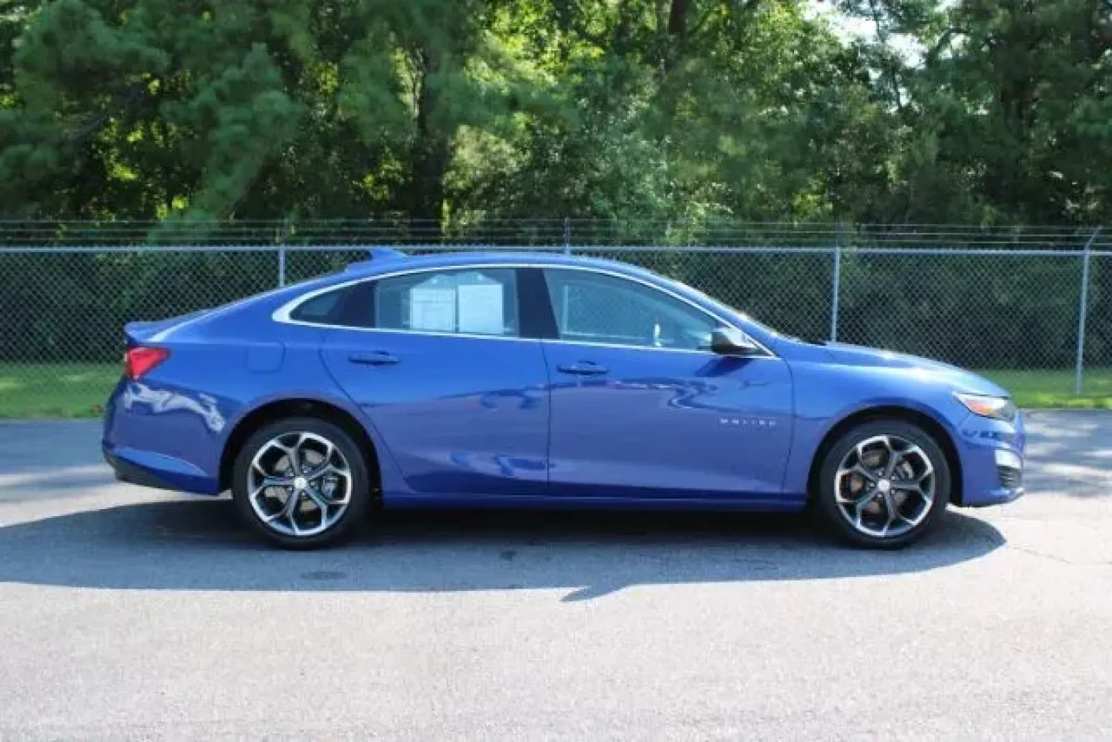 2023 Chevrolet Malibu FWD 1LT (1G1ZD5ST8PF) with an ECOTEC 1.5L I-4 gasoline direct injection engine, located at 3598 James B White Hwy South, Whiteville, NC, 28472, (910) 642-3196, 34.294846, -78.732613 - **Unleash Your Lifestyle with the 2023 Chevrolet Malibu - The Perfect Family Sedan!**<br /> <br /> Discover a world of comfort and convenience with the 2023 Chevrolet Malibu, now available at Car City - Whitesville, your premier destination for quality used vehicles in Whiteville, NC. Nestled at 359 - Photo#4