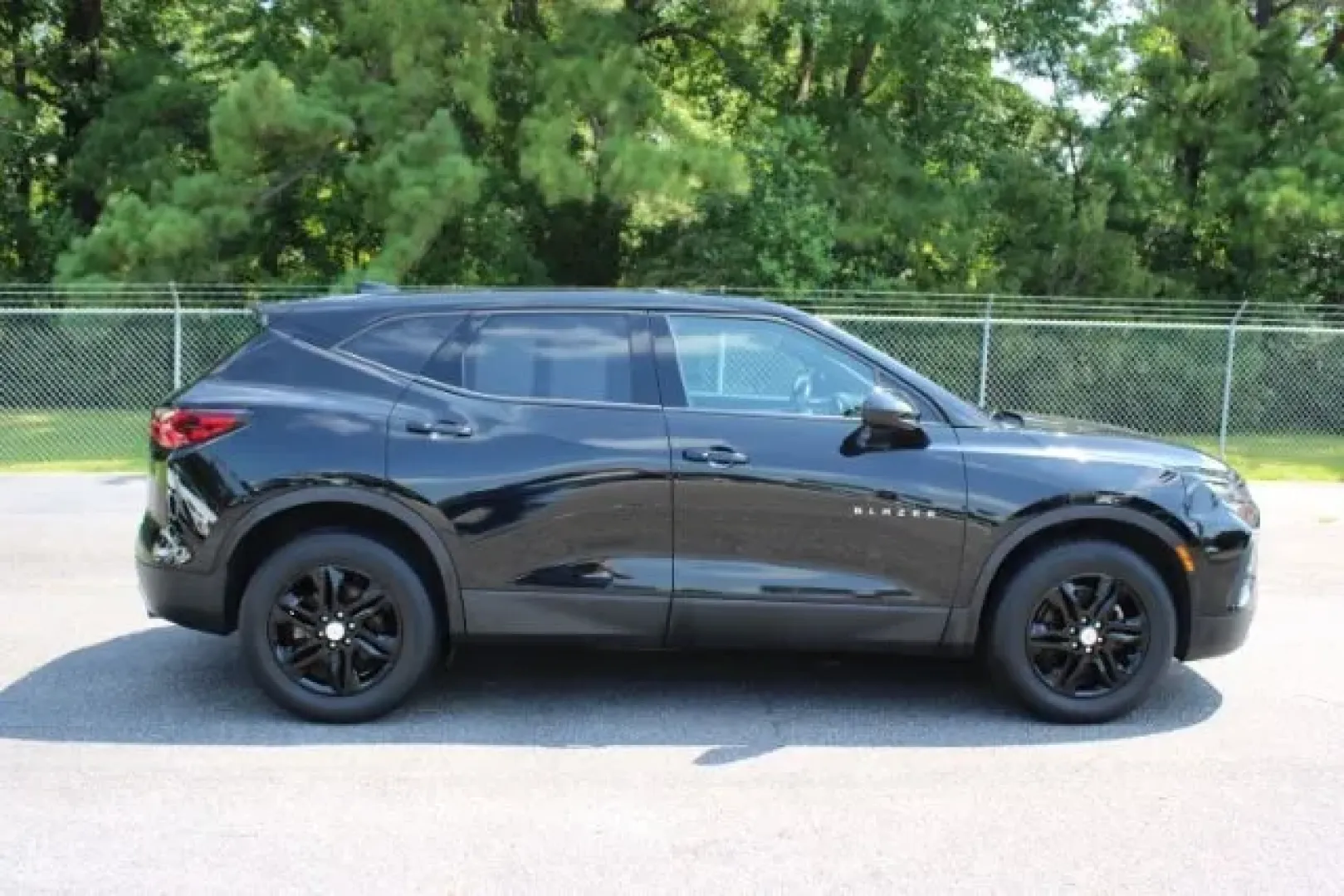 2019 /Jet Black, premium c Chevrolet Blazer 2LT (3GNKBCRS3KS) with an 3.6L V6 DOHC 24V engine, 9-Speed Automatic transmission, located at 2761 East Hwy 501, Conway, SC, 29526, (843) 331-1151, 33.781528, -78.989883 - **Adventure Awaits with the 2019 Chevrolet Blazer 2LT SUV!**<br /> <br /> Are you ready to embrace a lifestyle of adventure and comfort? Imagine yourself cruising down the scenic backroads of Whiteville, NC, in a sleek 2019 Chevrolet Blazer 2LT, turning heads and making memories along the way. Wheth - Photo#3