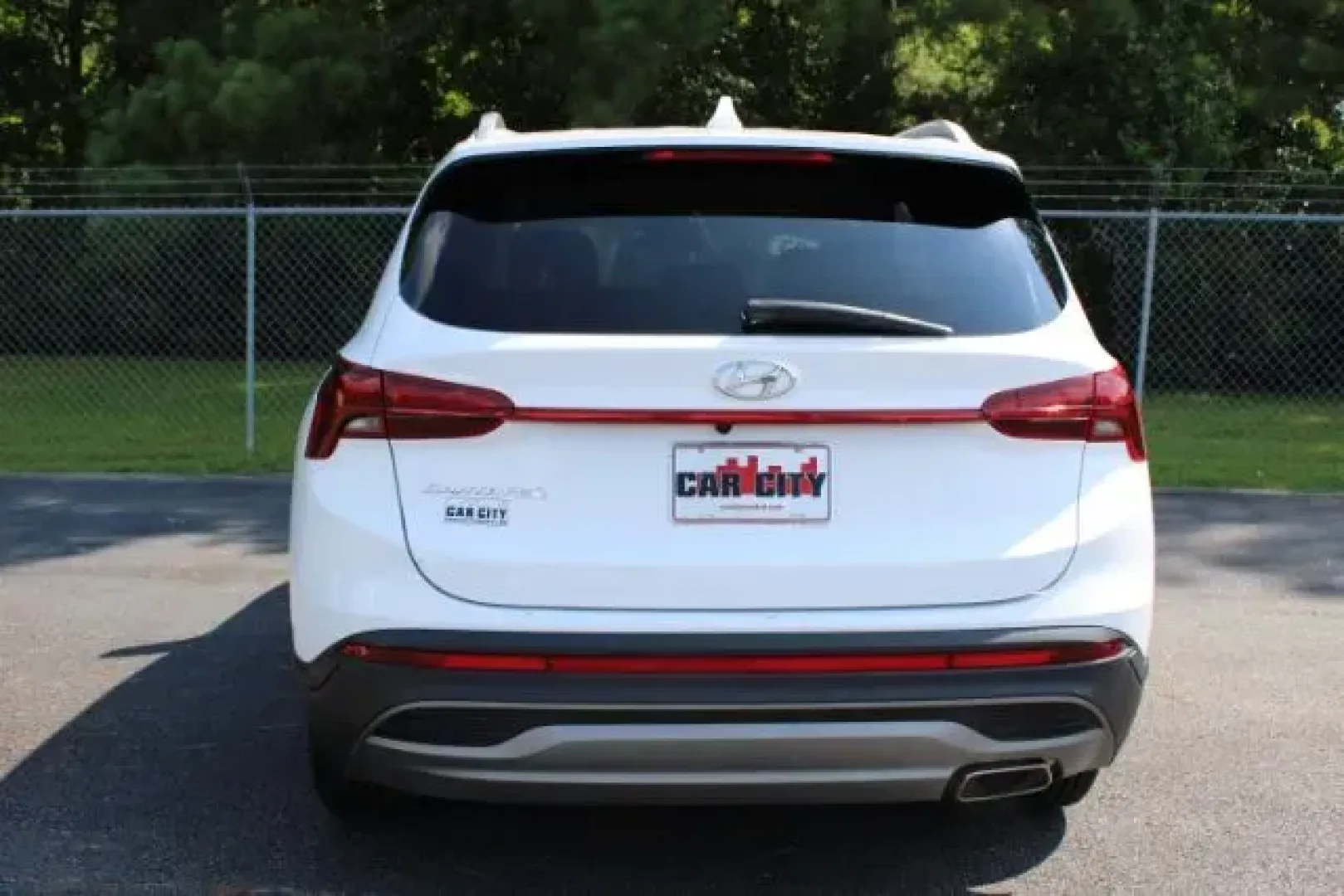 2023 Hyundai Santa Fe SEL (5NMS24AJ1PH) with an Smartstream 2.5L I-4 port/direct injection engine, located at 3598 James B White Hwy South, Whiteville, NC, 28472, (910) 642-3196, 34.294846, -78.732613 - **Experience Freedom on the Road with the 2023 Hyundai Santa Fe SEL from Car City - Whitesville!**<br /> <br /> Are you ready to elevate your driving experience? Whether you're commuting to work, embarking on weekend adventures, or shuttling the family around Whiteville, NC, the 2023 Hyundai Santa F - Photo#4