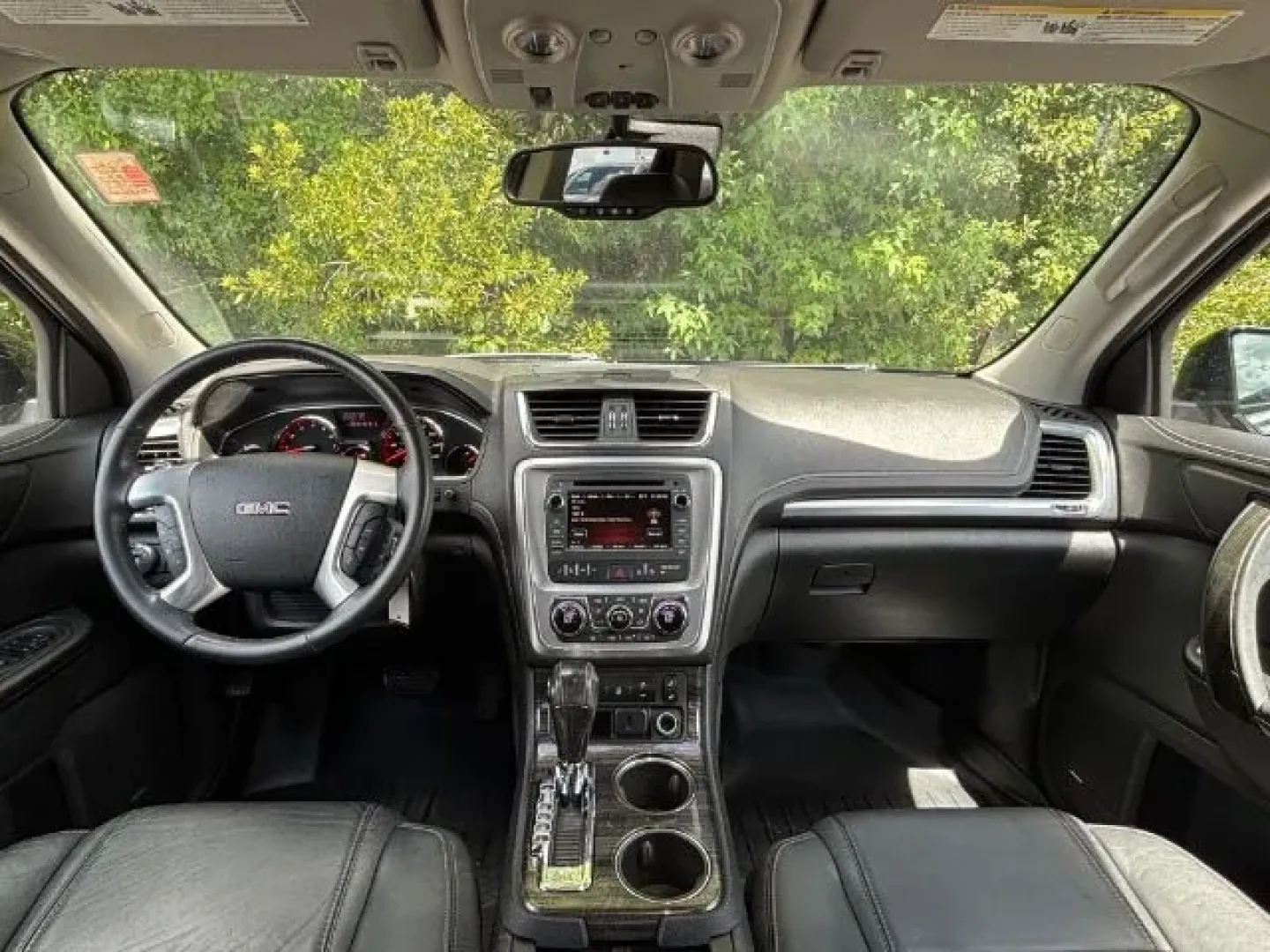 2017 /BLACK LEATHER GMC Acadia SUV (1GKKVSKD0HJ) with an Other engine, located at 2761 East Hwy 501, Conway, SC, 29526, (843) 331-1151, 33.781528, -78.989883 - ### Discover Your Next Adventure with the 2017 GMC Acadia Limited from Car City - Conway<br /> <br /> Are you ready to elevate your family road trips or weekend getaways? Look no further than this stunning 2017 GMC Acadia Limited, a perfect combination of style, comfort, and functionality. If you're - Photo#8