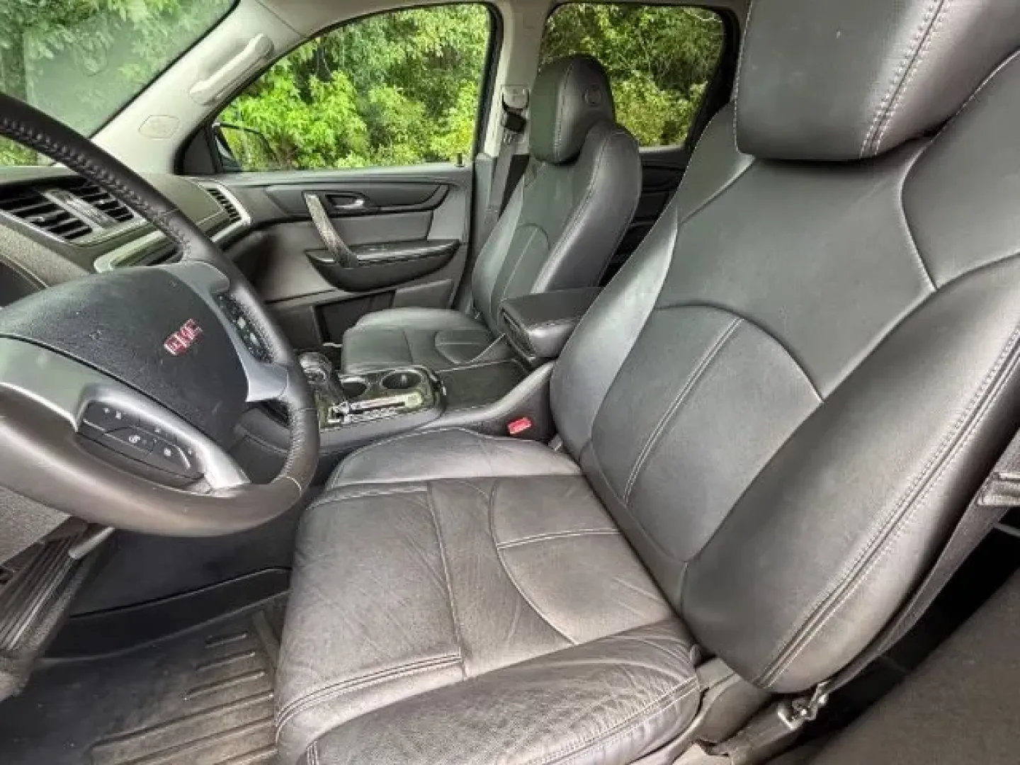 2017 /BLACK LEATHER GMC Acadia SUV (1GKKVSKD0HJ) with an Other engine, located at 2761 East Hwy 501, Conway, SC, 29526, (843) 331-1151, 33.781528, -78.989883 - ### Discover Your Next Adventure with the 2017 GMC Acadia Limited from Car City - Conway<br /> <br /> Are you ready to elevate your family road trips or weekend getaways? Look no further than this stunning 2017 GMC Acadia Limited, a perfect combination of style, comfort, and functionality. If you're - Photo#11