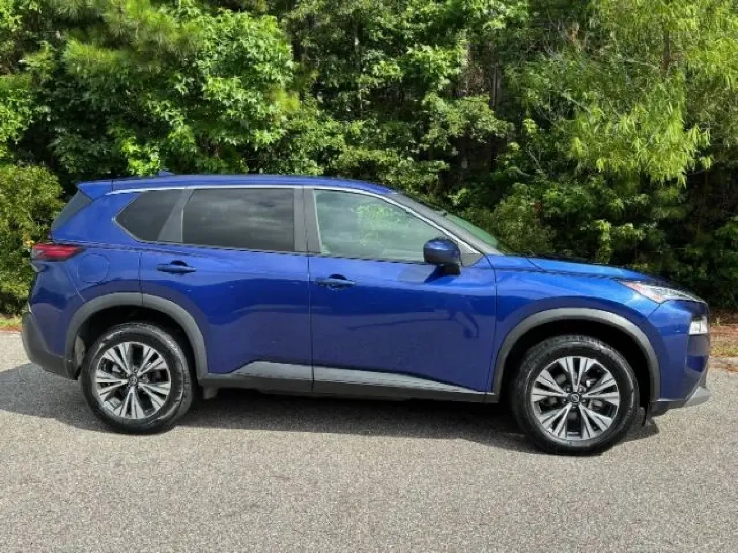 2023 /Charcoal Nissan Rogue SV FWD (5N1BT3BA5PC) with an VC-Turbo 1.5L I-3 gasoline direct injection engine, located at 9146 Ocean Hwy West, Calabash, NC, 28467, (910) 579-1110, 33.928635, -78.576157 - 2023 Nissan Rogue SV FWD - Photo#3