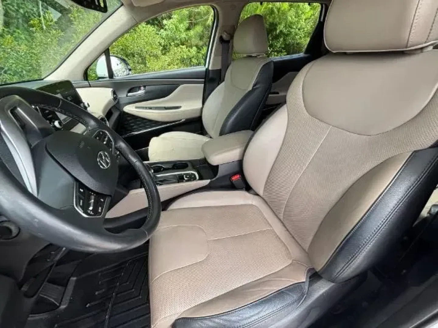 2019 /Black/Beige Hyundai Santa Fe Ultimate 2.0T (5NMS53AA2KH) with an Theta II 2L I-4 gasoline direct injection engine, located at 2761 East Hwy 501, Conway, SC, 29526, (843) 331-1151, 33.781528, -78.989883 - **Experience the Ultimate Adventure with the 2019 Hyundai Santa Fe at Car City - Conway!**<br /> <br /> Looking for a reliable and stylish SUV that fits your dynamic lifestyle? The 2019 Hyundai Santa Fe Ultimate 2.0T is the perfect companion for weekend adventures, daily commutes, or growing familie - Photo#11