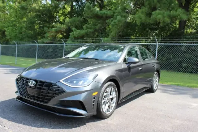photo of 2023 Hyundai Sonata SEL