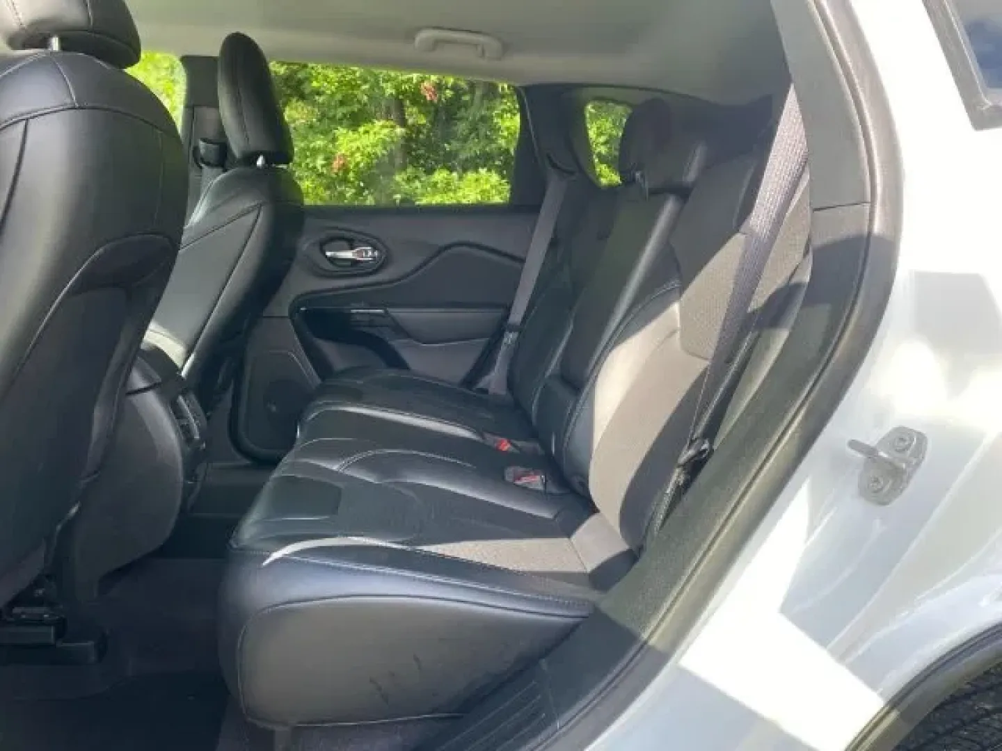 2023 /Black Jeep Cherokee Altitude Lux 4x4 (1C4PJMMB5PD) with an Other engine, located at 3598 James B White Hwy South, Whiteville, NC, 28472, (910) 642-3196, 34.294846, -78.732613 - ### Discover Adventure with the 2023 Jeep Cherokee Altitude Lux 4x4 at Car City - Calabash<br /> <br /> Are you ready to elevate your lifestyle and embrace adventure? The 2023 Jeep Cherokee Altitude Lux 4x4 is not just a vehicle; it's your ticket to unforgettable experiences. Whether you're taking t - Photo#5