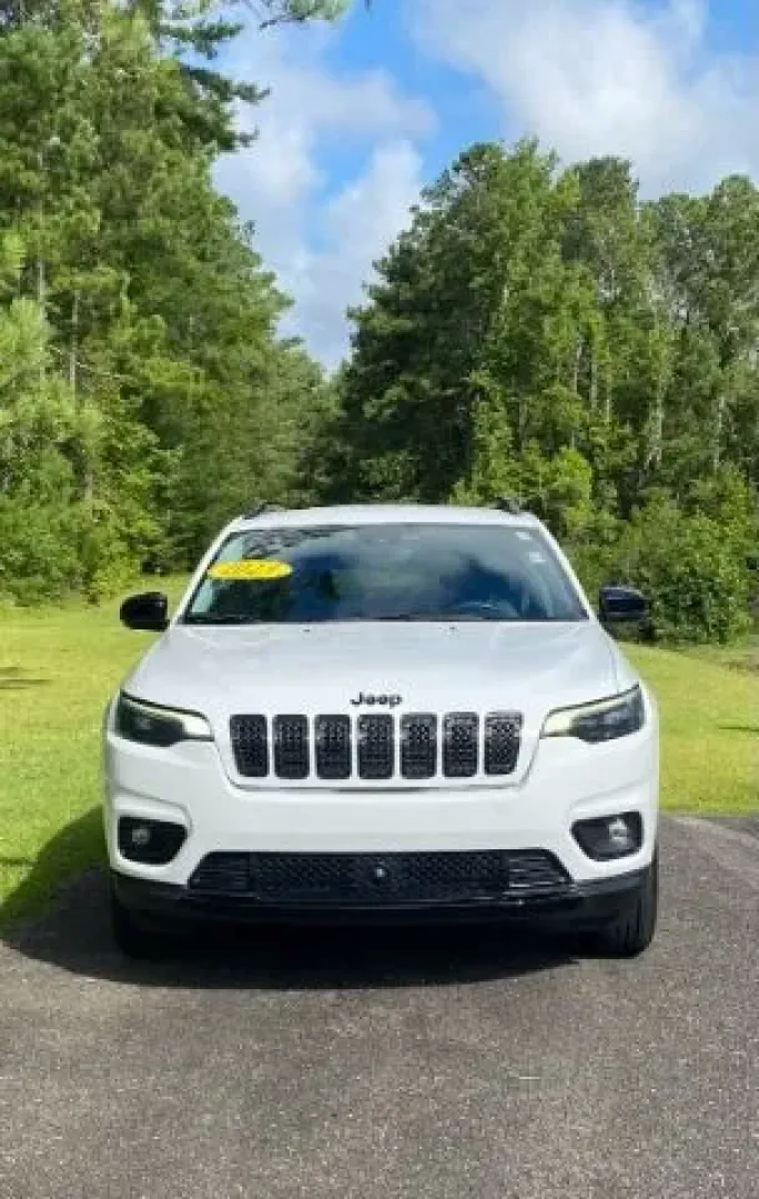 2023 /Black Jeep Cherokee Altitude Lux 4x4 (1C4PJMMB5PD) with an Other engine, located at 3598 James B White Hwy South, Whiteville, NC, 28472, (910) 642-3196, 34.294846, -78.732613 - ### Discover Adventure with the 2023 Jeep Cherokee Altitude Lux 4x4 at Car City - Calabash<br /> <br /> Are you ready to elevate your lifestyle and embrace adventure? The 2023 Jeep Cherokee Altitude Lux 4x4 is not just a vehicle; it's your ticket to unforgettable experiences. Whether you're taking t - Photo#1