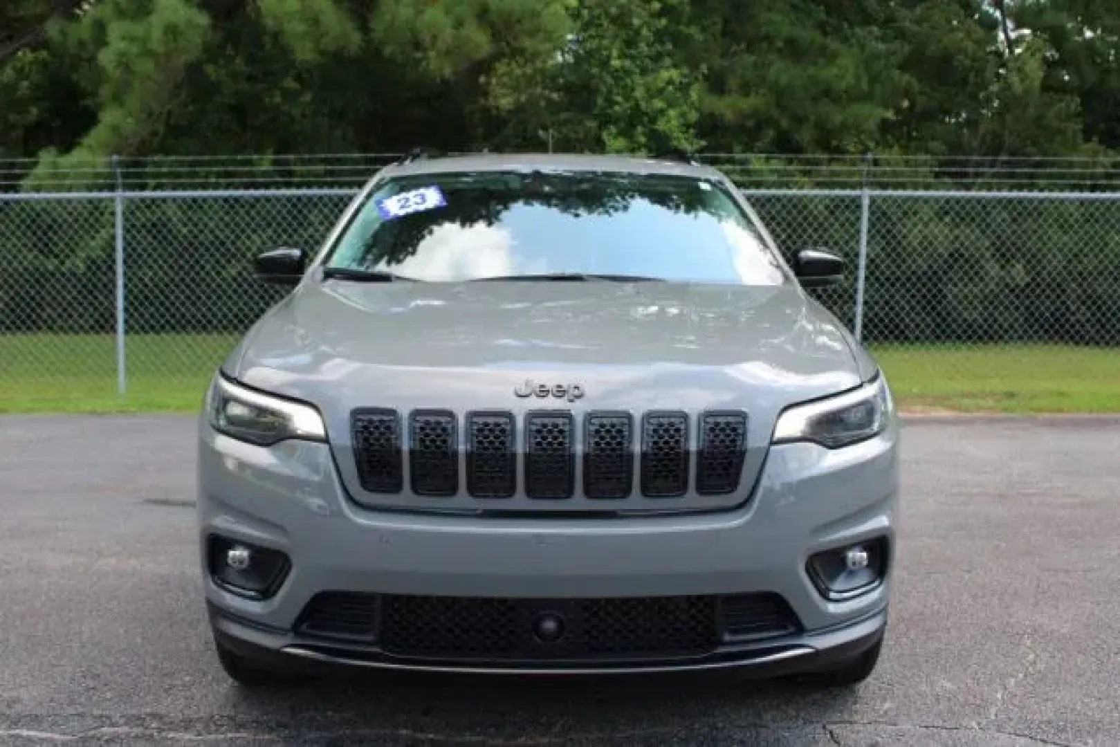 2023 Jeep Cherokee Altitude Lux 4x4 (1C4PJMMB1PD) with an MultiAir2 Tigershark 2.4L I-4 variable valve contr engine, located at 3598 James B White Hwy South, Whiteville, NC, 28472, (910) 642-3196, 34.294846, -78.732613 - **Adventure Awaits with the 2023 Jeep Cherokee Altitude Lux 4x4 at Car City - Whitesville!**<br /> <br /> Are you ready to elevate your driving experience and embark on memorable adventures? Look no further than this stunning 2023 Jeep Cherokee Altitude Lux 4x4, a prime example of a quality used veh - Photo#1