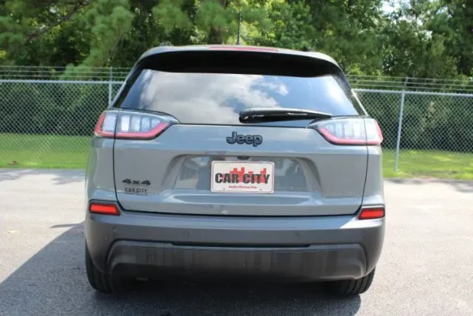 2023 Jeep Cherokee Altitude Lux 4x4 (1C4PJMMB1PD) with an MultiAir2 Tigershark 2.4L I-4 variable valve contr engine, located at 3598 James B White Hwy South, Whiteville, NC, 28472, (910) 642-3196, 34.294846, -78.732613 - **Adventure Awaits with the 2023 Jeep Cherokee Altitude Lux 4x4 at Car City - Whitesville!**<br /> <br /> Are you ready to elevate your driving experience and embark on memorable adventures? Look no further than this stunning 2023 Jeep Cherokee Altitude Lux 4x4, a prime example of a quality used veh - Photo#2