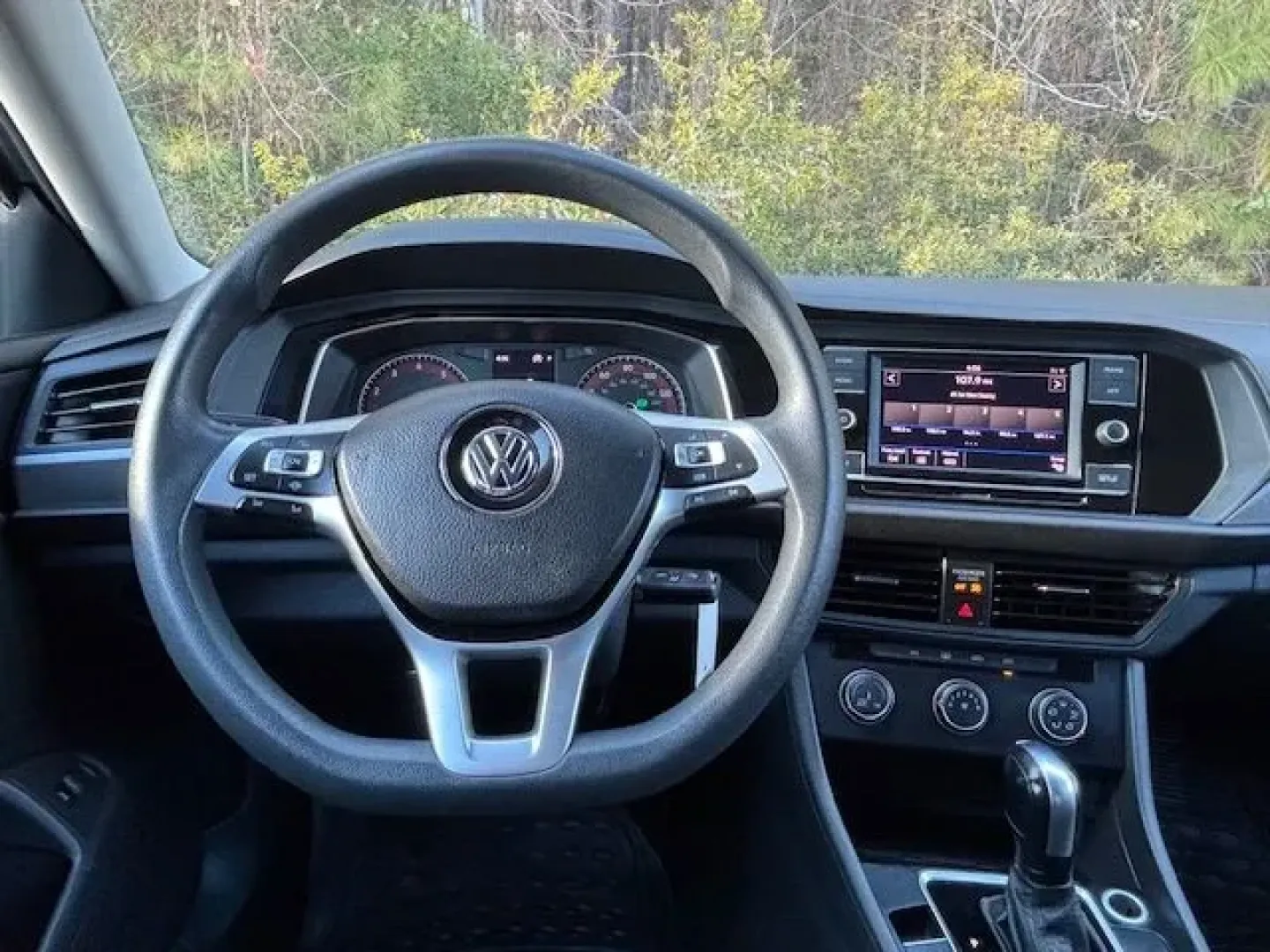2019 /Titan Black, cloth Volkswagen Jetta 1.4T S 8A (3VWC57BU7KM) with an 1.4L L4 DOHC 16V engine, 8-Speed Automatic transmission, located at 2761 East Hwy 501, Conway, SC, 29526, (843) 331-1151, 33.781528, -78.989883 - Are you seeking an affordable yet stylish sedan that can effortlessly glide through your daily commute while also accommodating weekend adventures? Look no further than this impressive 2019 Volkswagen Jetta, now available at Car City - Conway. Located conveniently in Conway, SC, at 2761 East Hwy 501 - Photo#7