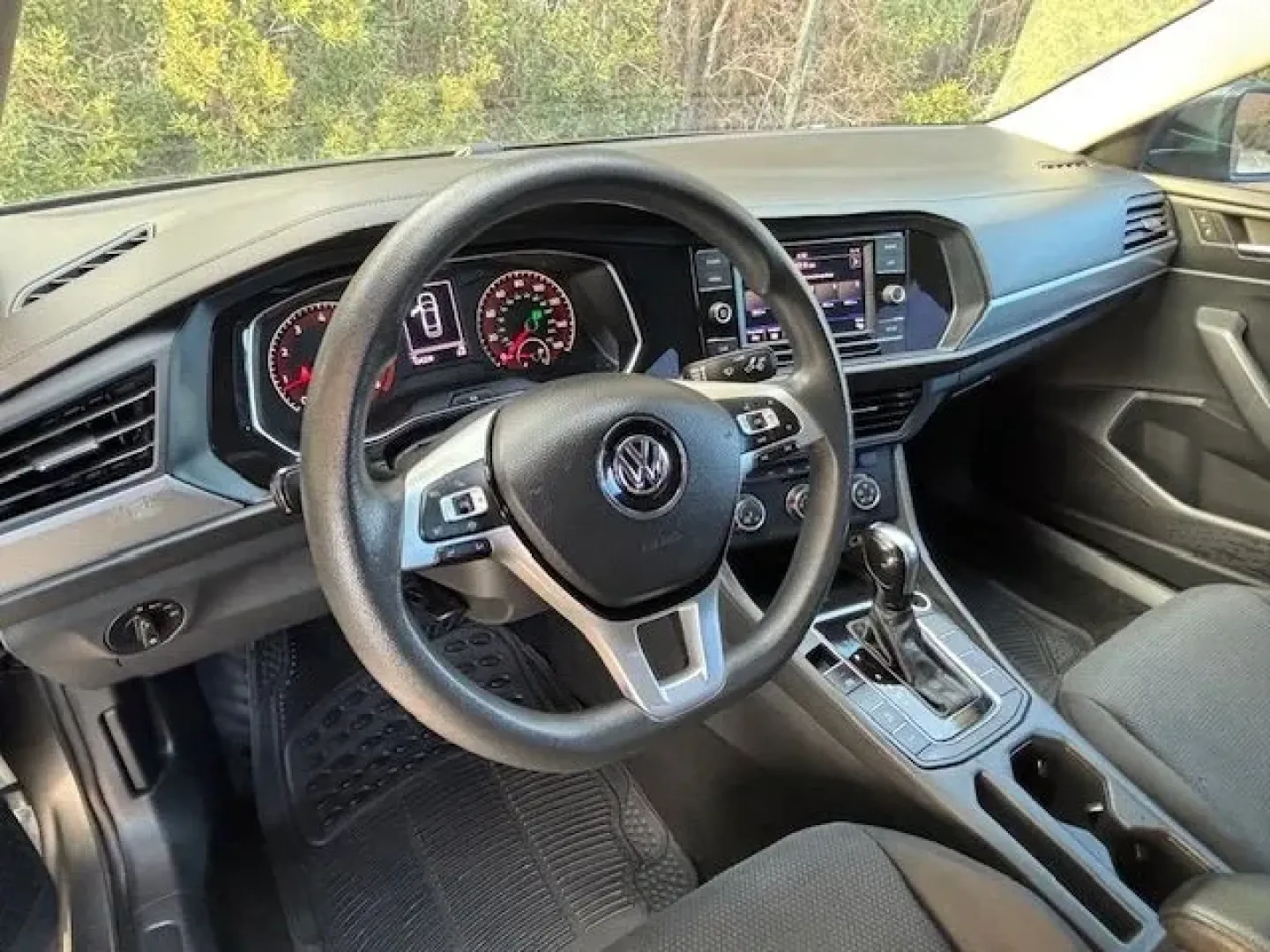 2019 /Titan Black, cloth Volkswagen Jetta 1.4T S 8A (3VWC57BU7KM) with an 1.4L L4 DOHC 16V engine, 8-Speed Automatic transmission, located at 2761 East Hwy 501, Conway, SC, 29526, (843) 331-1151, 33.781528, -78.989883 - Are you seeking an affordable yet stylish sedan that can effortlessly glide through your daily commute while also accommodating weekend adventures? Look no further than this impressive 2019 Volkswagen Jetta, now available at Car City - Conway. Located conveniently in Conway, SC, at 2761 East Hwy 501 - Photo#8