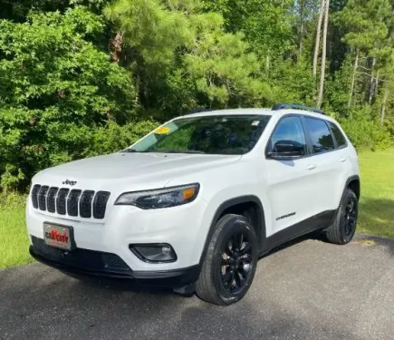 2023 Jeep Cherokee Altitude Lux 4x4