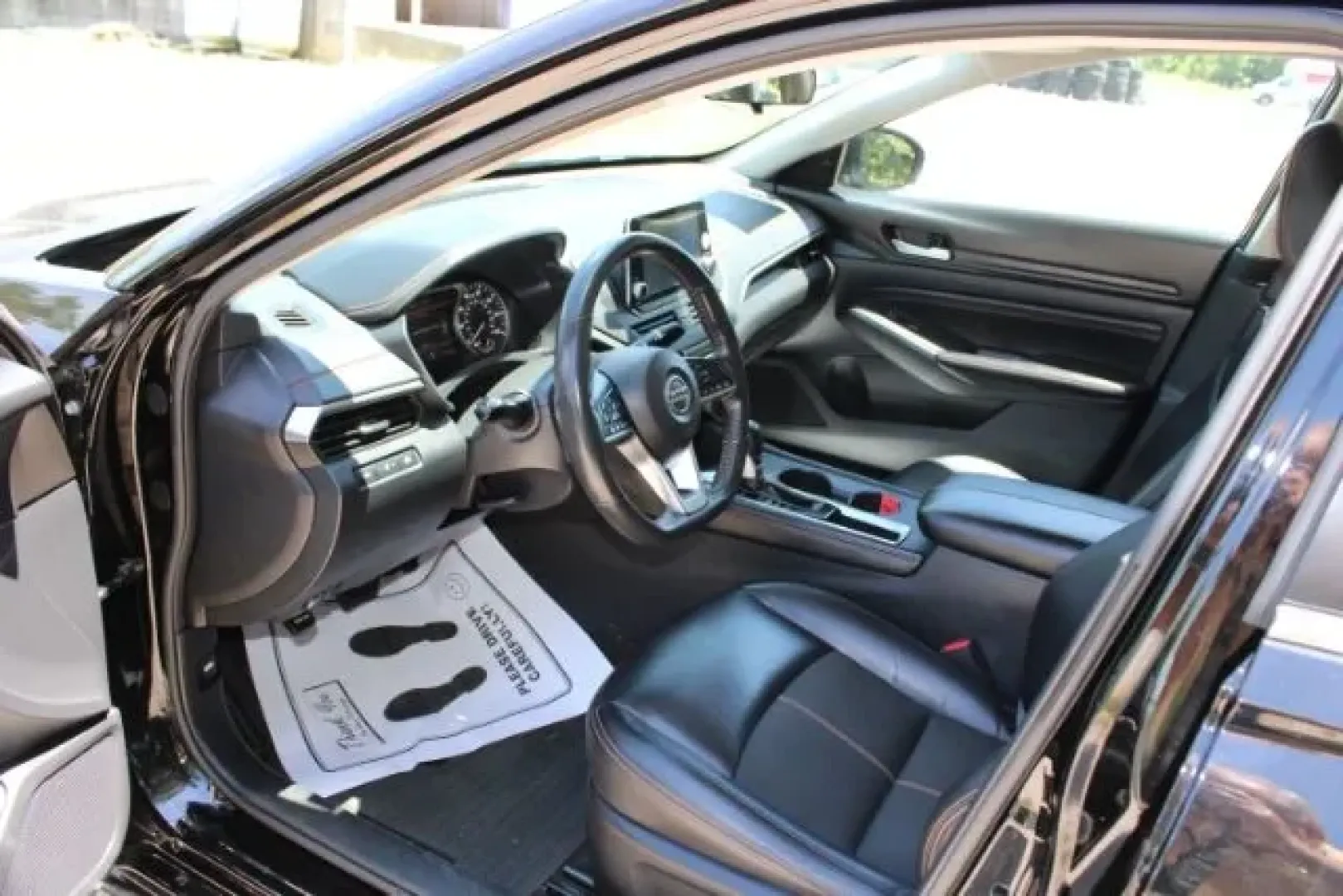 2022 Nissan Altima SR FWD (1N4BL4CV1NN) with an 2.5L I-4 gasoline direct injection engine, located at 3598 James B White Hwy South, Whiteville, NC, 28472, (910) 642-3196, 34.294846, -78.732613 - ### Drive Your Lifestyle Forward with This 2022 Nissan Altima SR FWD<br /> <br /> If you're looking for **affordable used cars** that seamlessly blend style, comfort, and reliability, look no further than this stunning 2022 Nissan Altima SR FWD, now available at Car City - Whitesville. Located conve - Photo#7