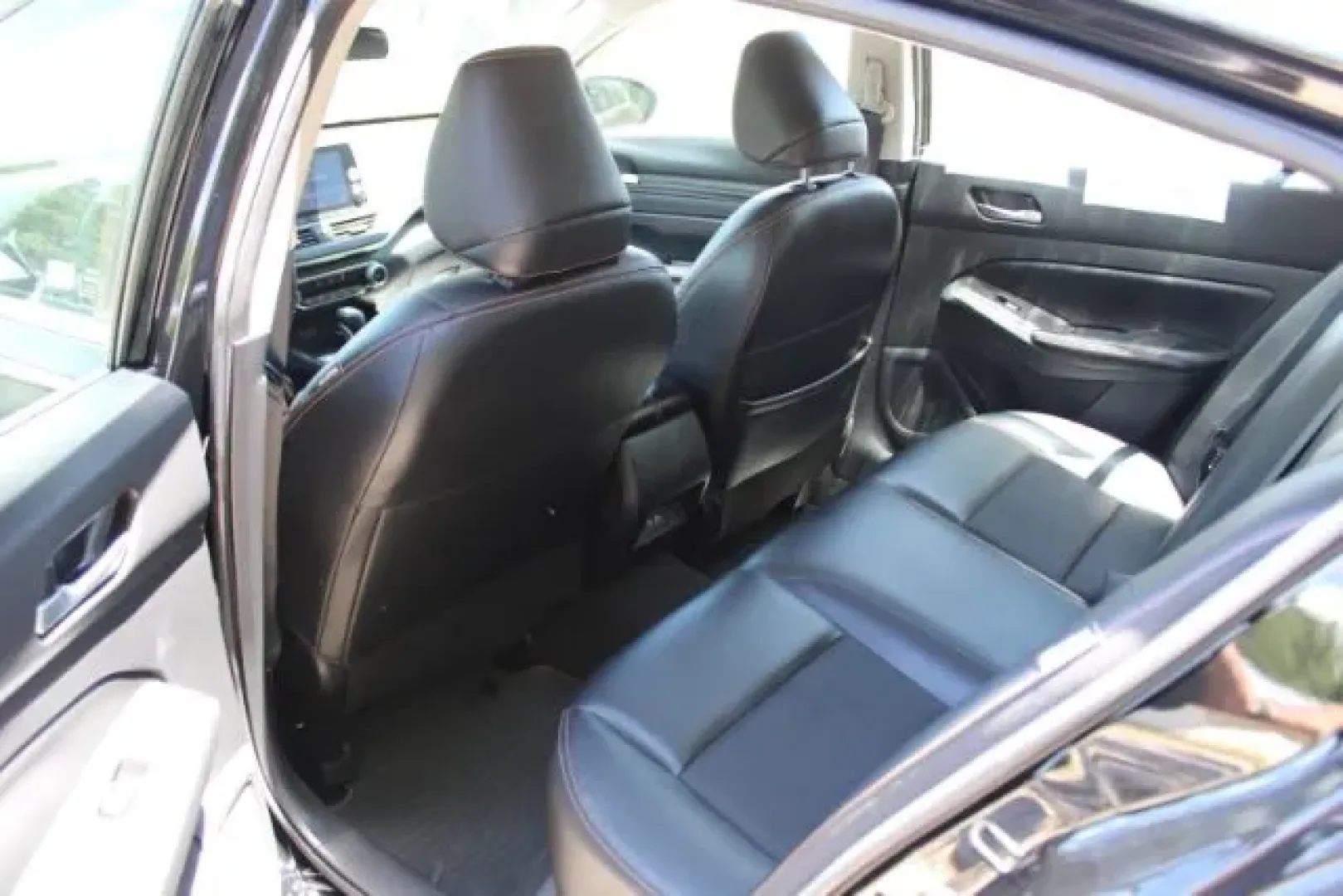 2022 Nissan Altima SR FWD (1N4BL4CV1NN) with an 2.5L I-4 gasoline direct injection engine, located at 3598 James B White Hwy South, Whiteville, NC, 28472, (910) 642-3196, 34.294846, -78.732613 - ### Drive Your Lifestyle Forward with This 2022 Nissan Altima SR FWD<br /> <br /> If you're looking for **affordable used cars** that seamlessly blend style, comfort, and reliability, look no further than this stunning 2022 Nissan Altima SR FWD, now available at Car City - Whitesville. Located conve - Photo#8