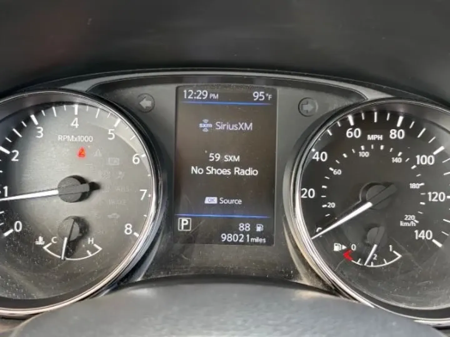 2020 /Charcoal, cloth Nissan Rogue S AWD (JN1BJ1CW0LW) with an 2.0L L4 DOHC 16V engine, Continuously Variable Transmission transmission, located at 2761 East Hwy 501, Conway, SC, 29526, (843) 331-1151, 33.781528, -78.989883 - Explore new adventures with the 2020 Nissan Rogue S AWD, available now at Car City - Conway, your trusted pre-owned vehicle dealership located at 2761 East Hwy 501, Conway, SC 29526. Whether you're a growing family in need of extra space, or a daily commuter looking for reliability and comfort, this - Photo#6