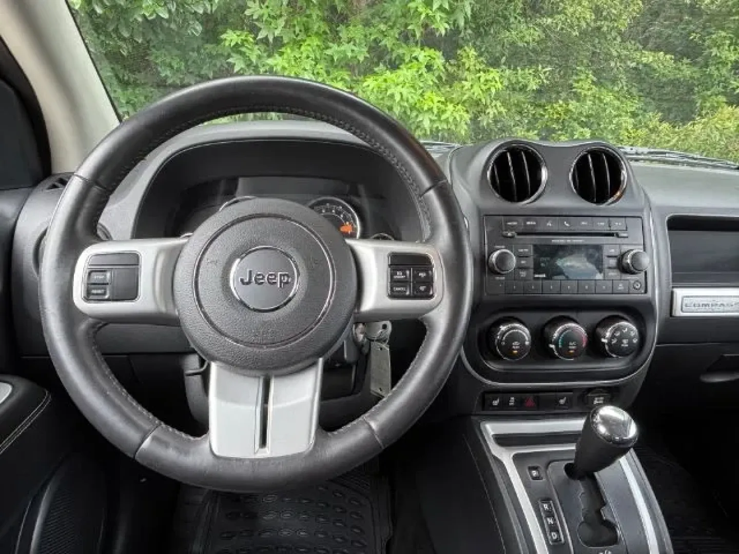 2017 /Dark Slate Gray, vin Jeep Compass Latitude 4WD (1C4NJDEB1HD) with an 2.4L L4 DOHC 16V engine, 6-Speed Automatic transmission, located at 2761 East Hwy 501, Conway, SC, 29526, (843) 331-1151, 33.781528, -78.989883 - **Experience Adventure and Comfort with the 2017 Jeep Compass Latitude 4WD at Car City - Conway!**<br /> <br /> Are you ready to elevate your weekend adventures and create lasting memories with family and friends? The 2017 Jeep Compass Latitude 4WD, now available at Car City - Conway, is your perfec - Photo#7