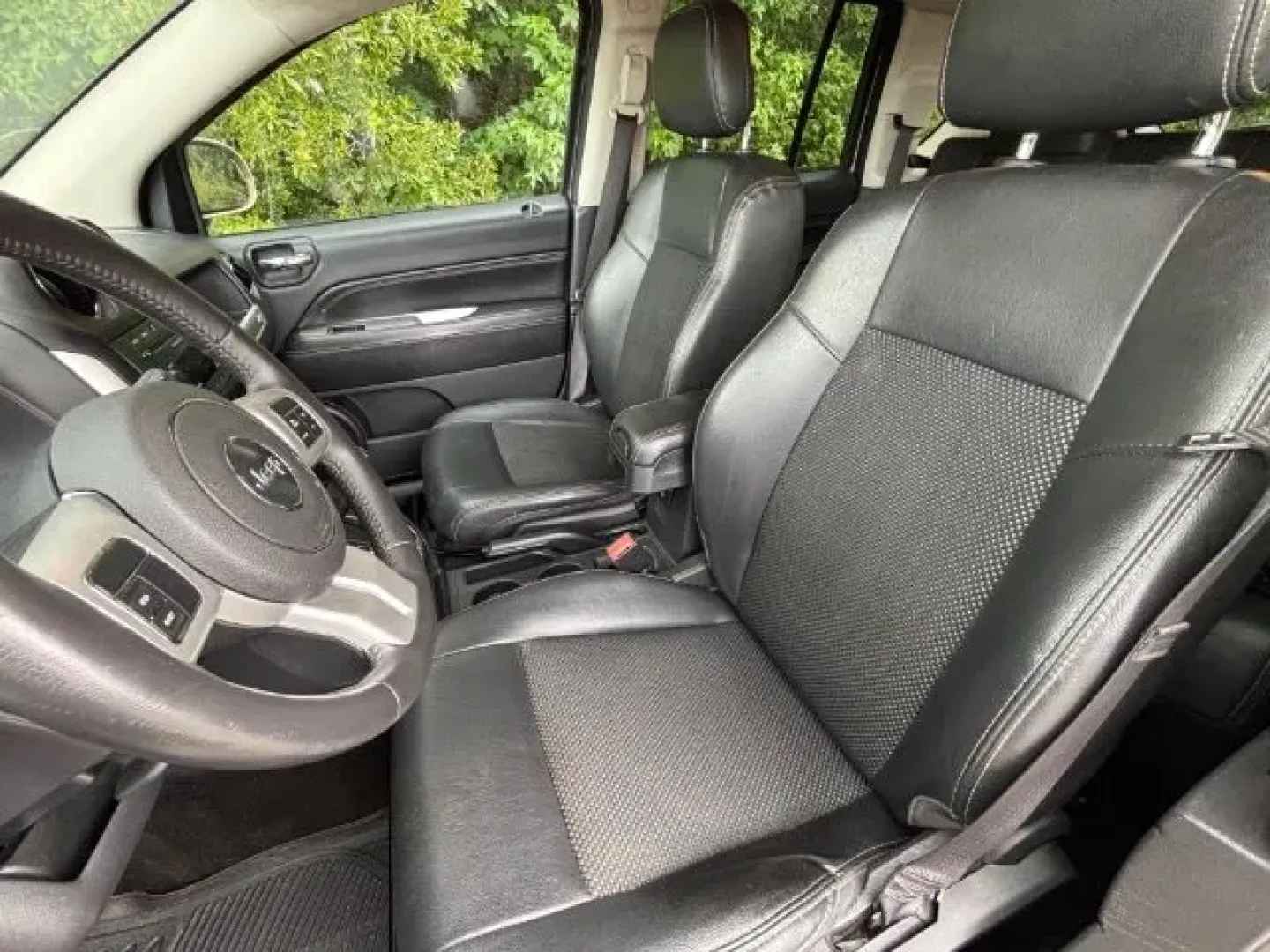 2017 /Dark Slate Gray, vin Jeep Compass Latitude 4WD (1C4NJDEB1HD) with an 2.4L L4 DOHC 16V engine, 6-Speed Automatic transmission, located at 2761 East Hwy 501, Conway, SC, 29526, (843) 331-1151, 33.781528, -78.989883 - **Experience Adventure and Comfort with the 2017 Jeep Compass Latitude 4WD at Car City - Conway!**<br /> <br /> Are you ready to elevate your weekend adventures and create lasting memories with family and friends? The 2017 Jeep Compass Latitude 4WD, now available at Car City - Conway, is your perfec - Photo#9