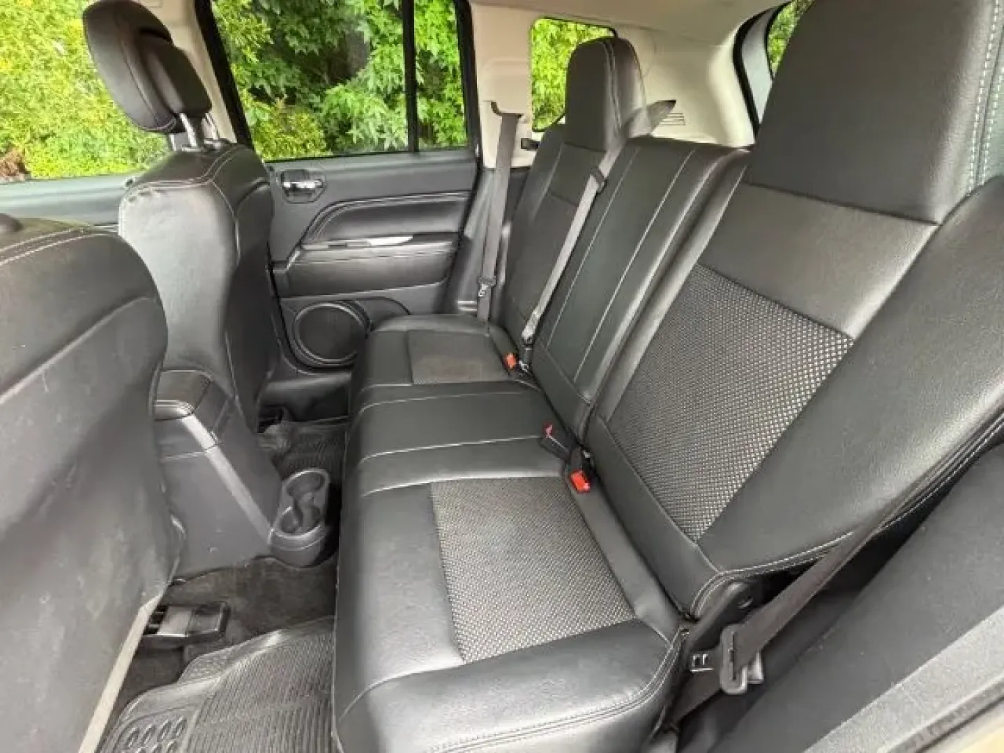 2017 /Dark Slate Gray, vin Jeep Compass Latitude 4WD (1C4NJDEB1HD) with an 2.4L L4 DOHC 16V engine, 6-Speed Automatic transmission, located at 2761 East Hwy 501, Conway, SC, 29526, (843) 331-1151, 33.781528, -78.989883 - **Experience Adventure and Comfort with the 2017 Jeep Compass Latitude 4WD at Car City - Conway!**<br /> <br /> Are you ready to elevate your weekend adventures and create lasting memories with family and friends? The 2017 Jeep Compass Latitude 4WD, now available at Car City - Conway, is your perfec - Photo#10