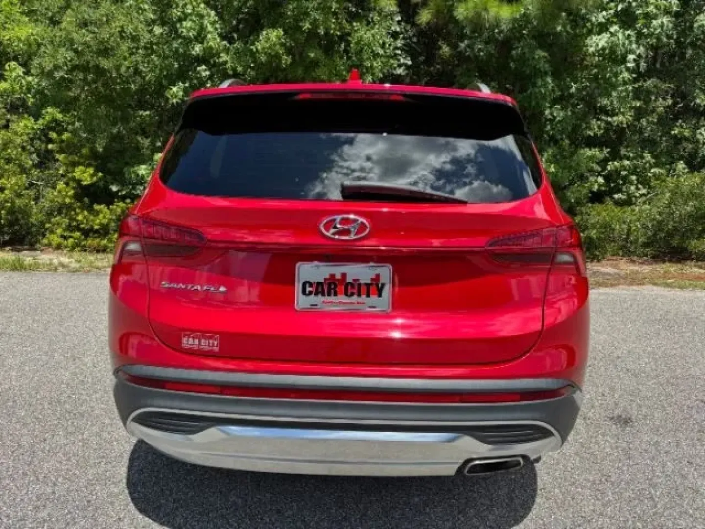 2023 /Black Hyundai Santa Fe SEL (5NMS34AJ9PH) with an Smartstream 2.5L I-4 port/direct injection engine, located at 2761 East Hwy 501, Conway, SC, 29526, (843) 331-1151, 33.781528, -78.989883 - **Discover Adventure and Comfort in the 2023 Hyundai Santa Fe SEL at Car City - Conway!**<br /> <br /> Are you ready to elevate your driving experience? The 2023 Hyundai Santa Fe SEL is the perfect choice for growing families, outdoor enthusiasts, or anyone needing a reliable vehicle for daily commu - Photo#5