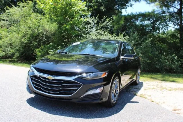 photo of 2023 Chevrolet Malibu FWD 1LT