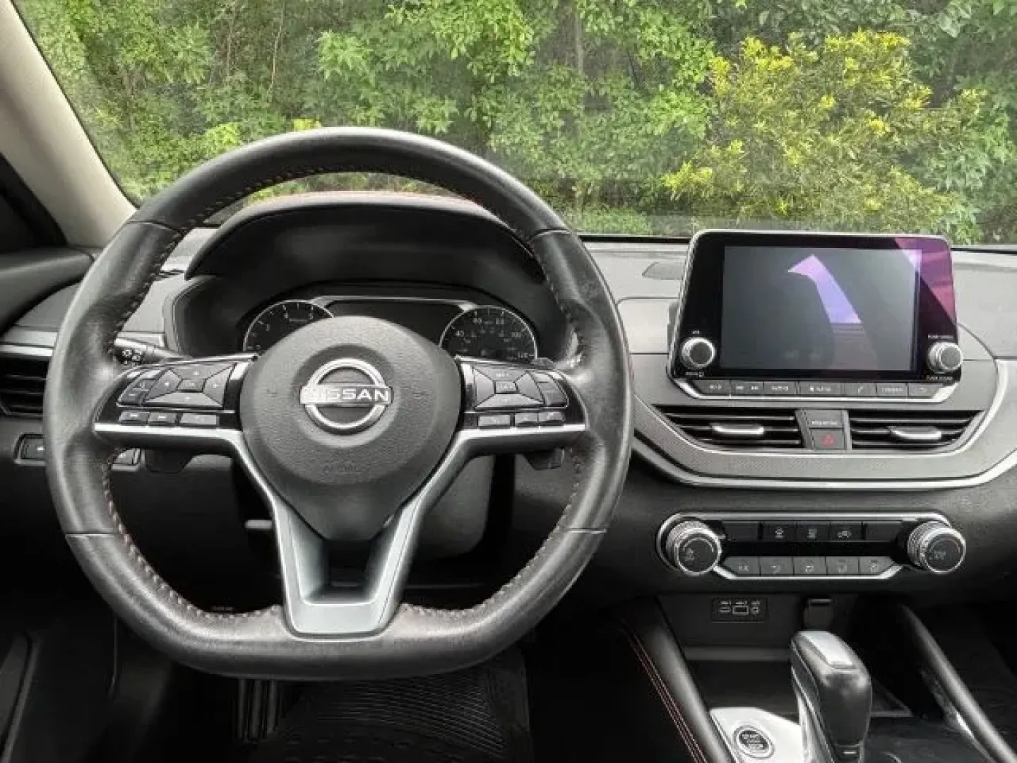 2023 /Sport Nissan Altima SR FWD (1N4BL4CV2PN) with an 2.5L I-4 gasoline direct injection engine, located at 2761 East Hwy 501, Conway, SC, 29526, (843) 331-1151, 33.781528, -78.989883 - ### Elevate Your Daily Commute with the 2023 Nissan Altima SR FWD from Car City - Conway!<br /> <br /> Are you looking for a reliable vehicle that perfectly balances comfort, technology, and affordability? The 2023 Nissan Altima SR FWD is here to elevate your daily commute or weekend adventures with - Photo#6