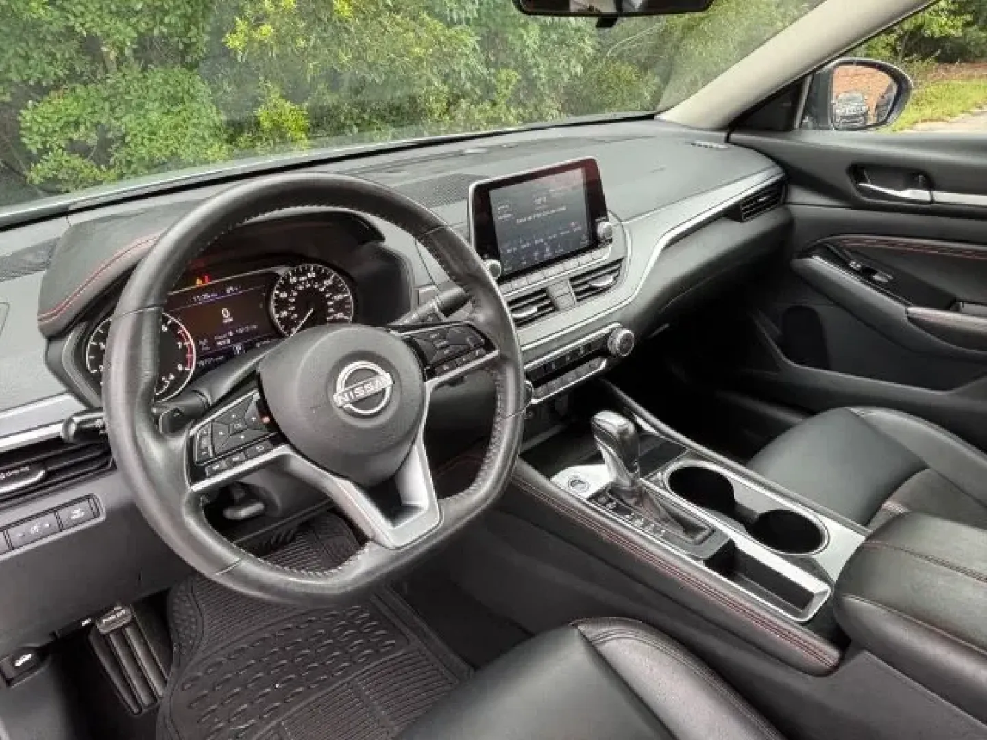 2023 /Sport Nissan Altima SR FWD (1N4BL4CV2PN) with an 2.5L I-4 gasoline direct injection engine, located at 2761 East Hwy 501, Conway, SC, 29526, (843) 331-1151, 33.781528, -78.989883 - ### Elevate Your Daily Commute with the 2023 Nissan Altima SR FWD from Car City - Conway!<br /> <br /> Are you looking for a reliable vehicle that perfectly balances comfort, technology, and affordability? The 2023 Nissan Altima SR FWD is here to elevate your daily commute or weekend adventures with - Photo#8