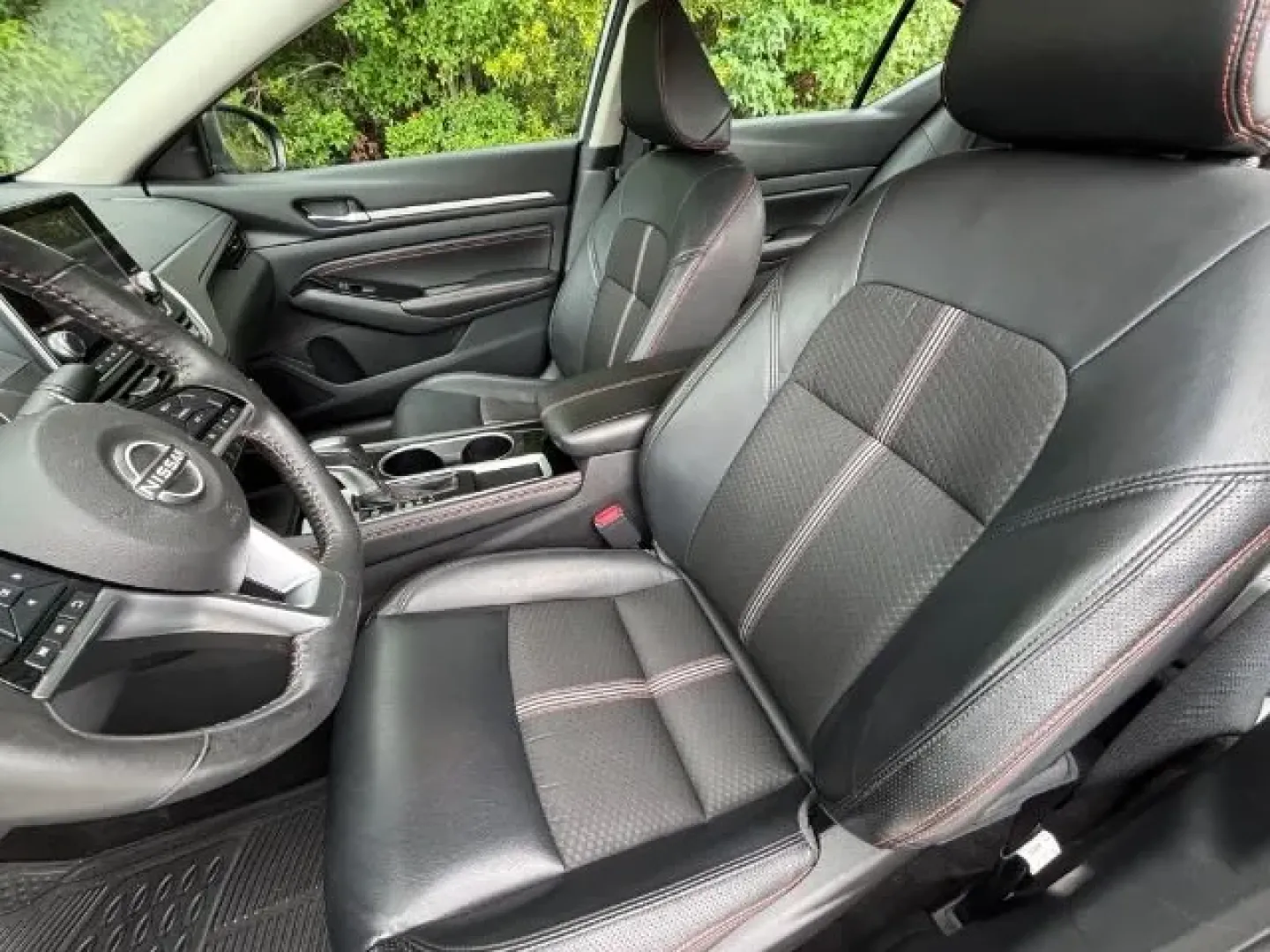 2023 /Sport Nissan Altima SR FWD (1N4BL4CV2PN) with an 2.5L I-4 gasoline direct injection engine, located at 2761 East Hwy 501, Conway, SC, 29526, (843) 331-1151, 33.781528, -78.989883 - ### Elevate Your Daily Commute with the 2023 Nissan Altima SR FWD from Car City - Conway!<br /> <br /> Are you looking for a reliable vehicle that perfectly balances comfort, technology, and affordability? The 2023 Nissan Altima SR FWD is here to elevate your daily commute or weekend adventures with - Photo#9