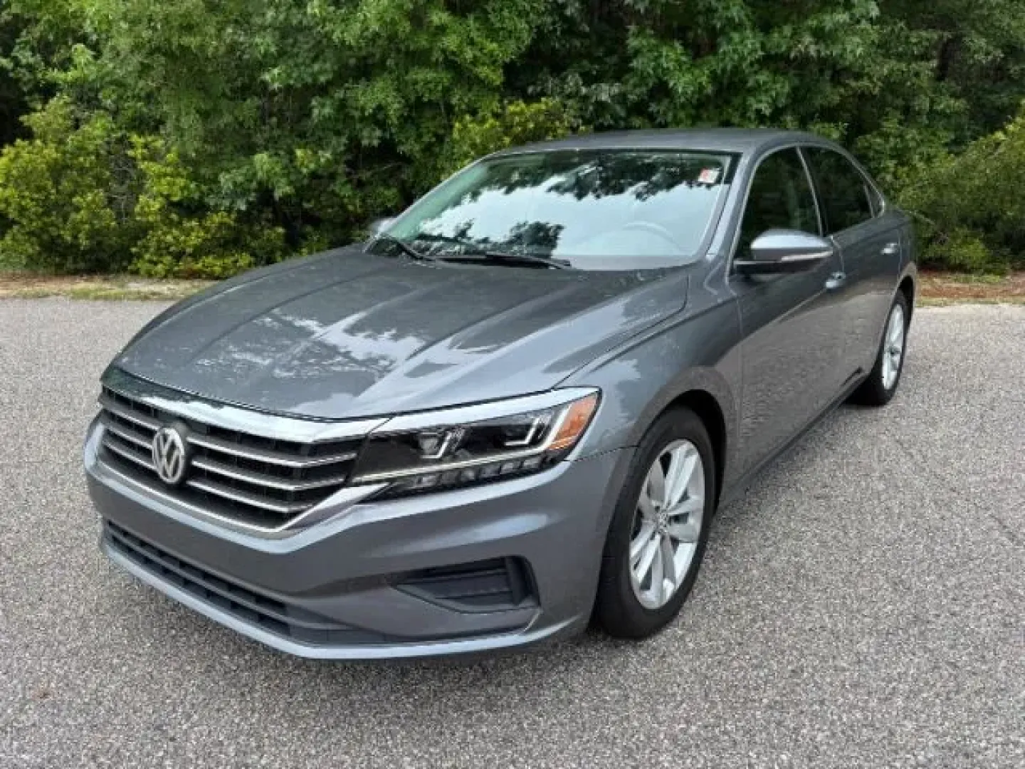 2020 /BLACK LEATHER Volkswagen Passat SE (1VWSA7A30LC) with an 2.0L L4 DOHC 16V engine, 6-Speed Automatic transmission, located at 9146 Ocean Hwy West, Calabash, NC, 28467, (910) 579-1110, 33.928635, -78.576157 - **Ready for Your Next Adventure: 2020 Volkswagen Passat SE at Car City - Conway**<br /> <br /> If you're in the market for a dependable sedan that seamlessly blends comfort, style, and advanced tech features, look no further than the 2020 Volkswagen Passat SE available at Car City - Conway. This pre - Photo#0