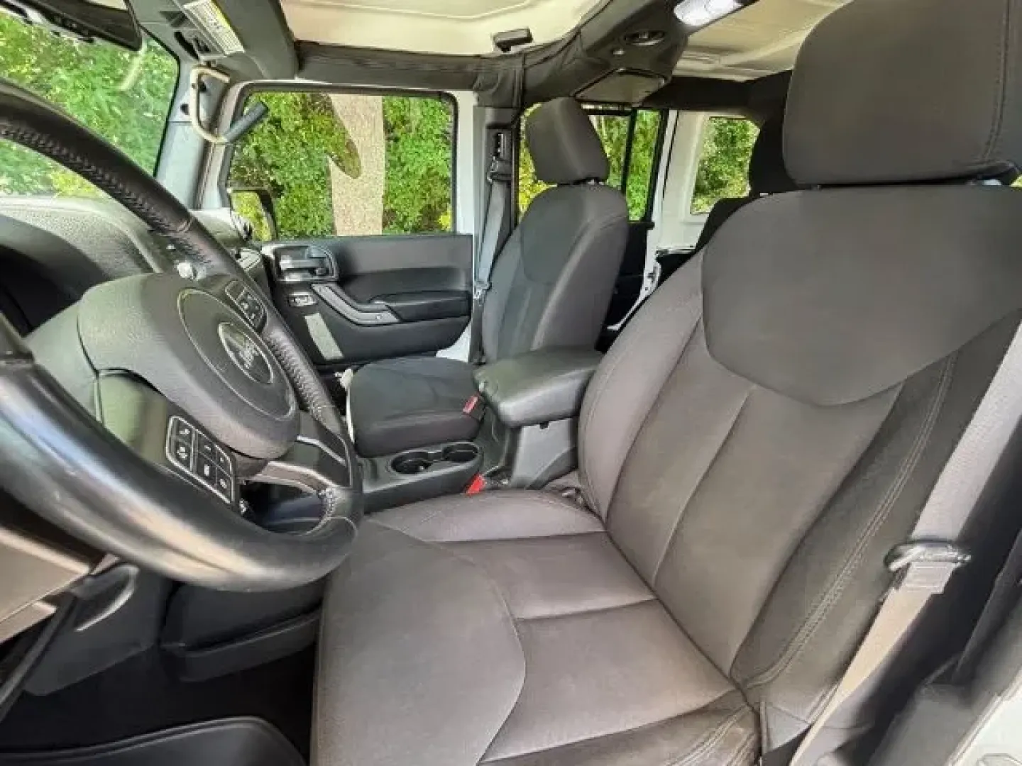2016 /Black Jeep Wrangler Sport (1C4BJWDG9GL) with an Pentastar 3.6L V-6 DOHC engine, located at 9146 Ocean Hwy West, Calabash, NC, 28467, (910) 579-1110, 33.928635, -78.576157 - **Adventure Awaits with the 2016 Jeep Wrangler Sport - Your Perfect Companion for Life's Journeys!**<br /> <br /> Are you ready for thrilling weekend adventures or daily excursions in a vehicle that combines rugged capability with modern comfort? Look no further than this 2016 Jeep Wrangler Sport, a - Photo#9