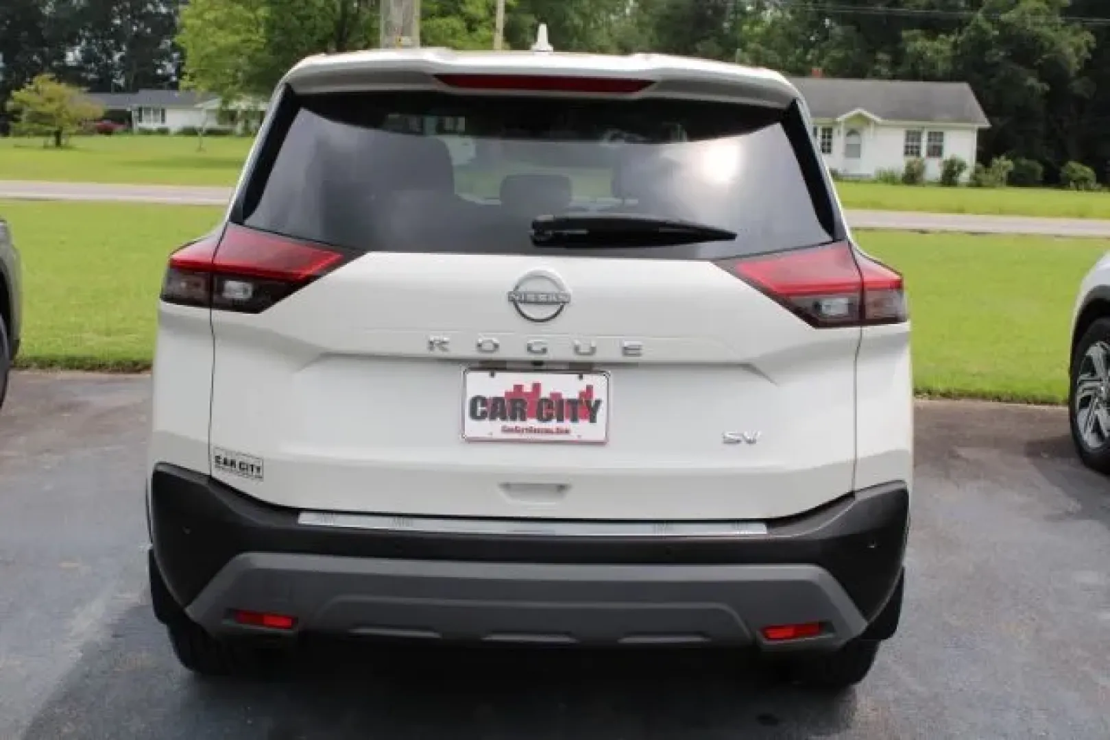 2023 Nissan Rogue SV FWD (JN8BT3BA9PW) with an VC-Turbo 1.5L I-3 gasoline direct injection engine, located at 3598 James B White Hwy South, Whiteville, NC, 28472, (910) 642-3196, 34.294846, -78.732613 - **Discover Your Next Adventure with the 2023 Nissan Rogue at Car City - Whitesville!**<br /> <br /> Are you ready to elevate your driving experience? The 2023 Nissan Rogue is not just a vehicle; it's a lifestyle. Perfect for busy families, daily commuters, and weekend adventurers, this versatile SUV - Photo#2